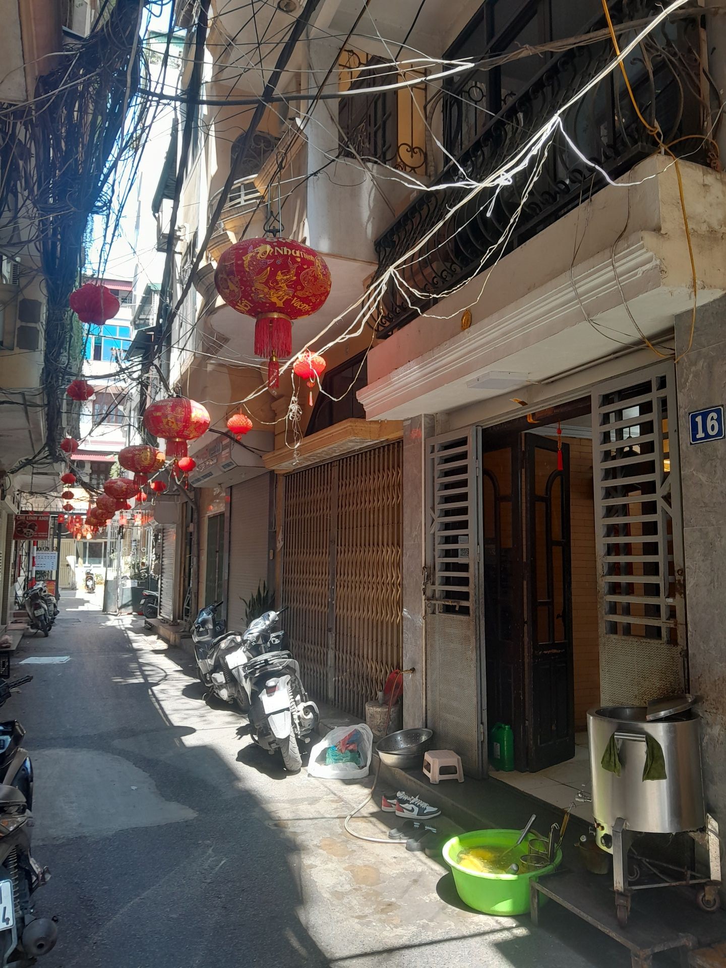 Bán nhà Hòa Bình 2 - diện tích 34m2 4 tầng - ô tô vào tận nhà - giá 15,8 tỷ