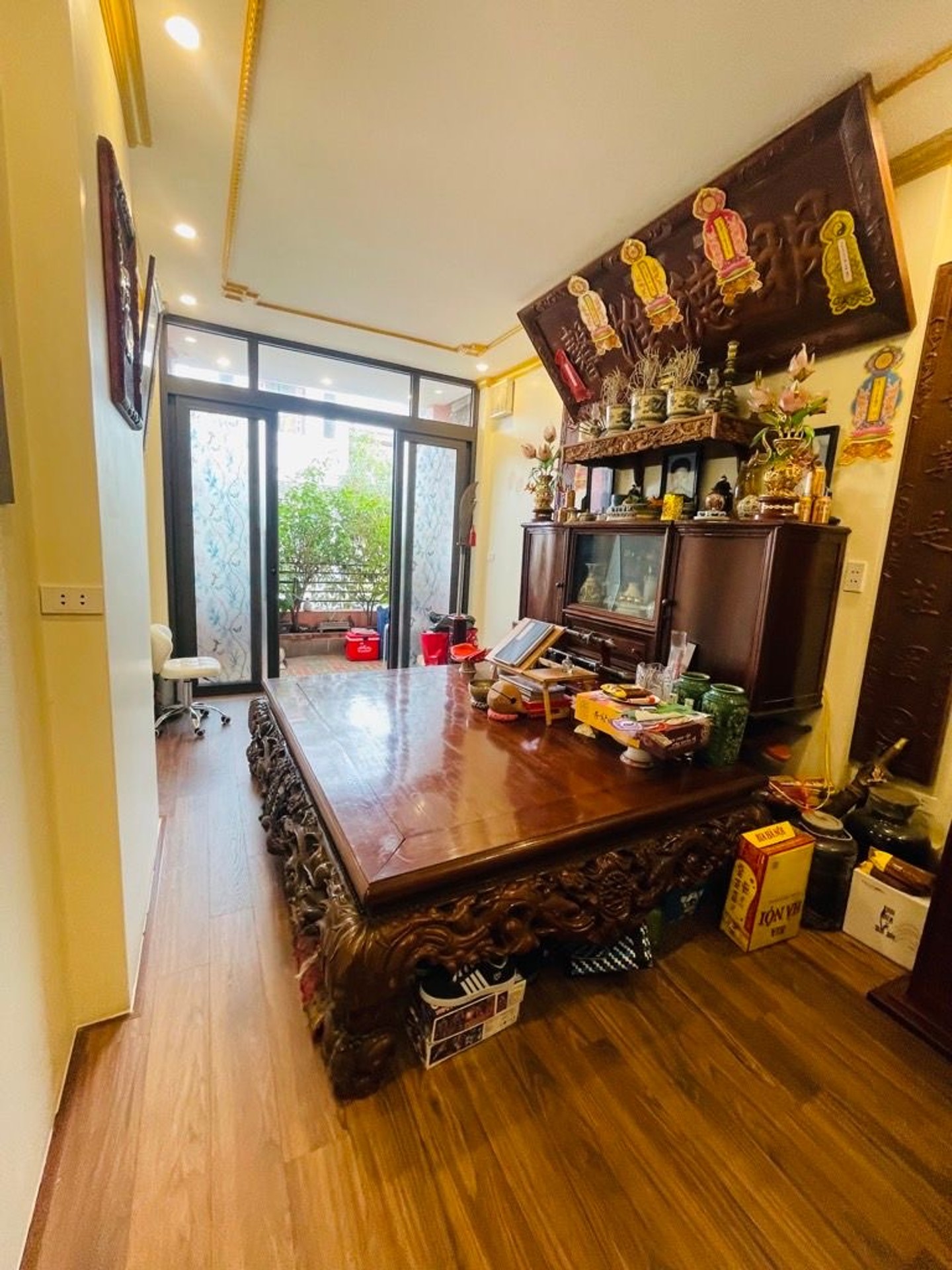 Bán nhà Bạch Đằng - diện tích 92.5m2 4 tầng - Mặt phố kinh doanh sầm uất - giá 26,5 tỷ