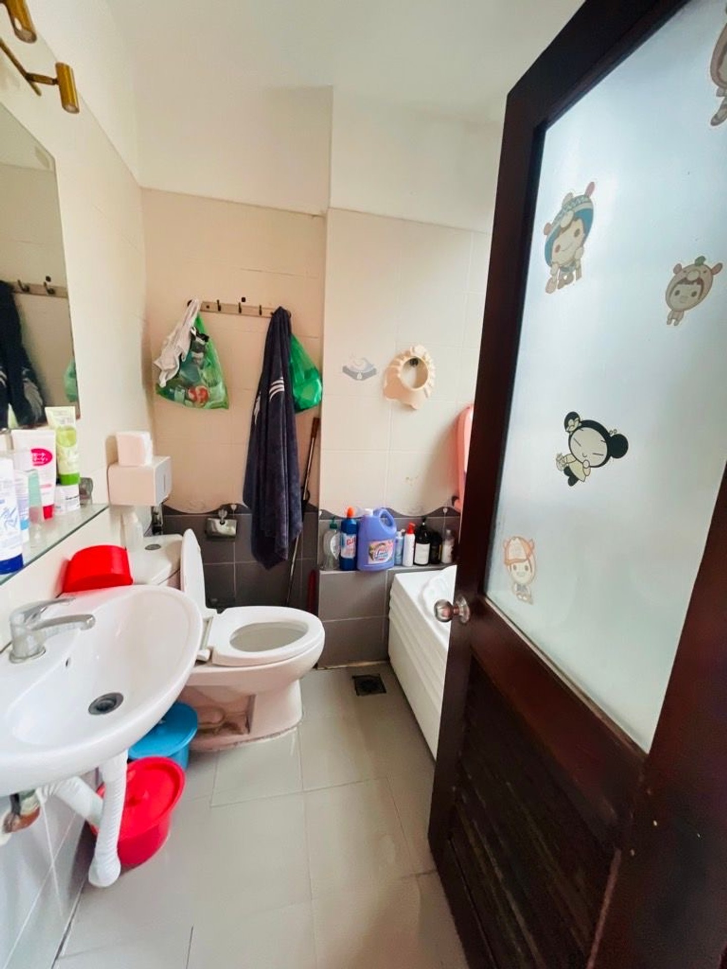 Bán nhà Bạch Đằng - diện tích 92.5m2 4 tầng - Mặt phố kinh doanh sầm uất - giá 26,5 tỷ