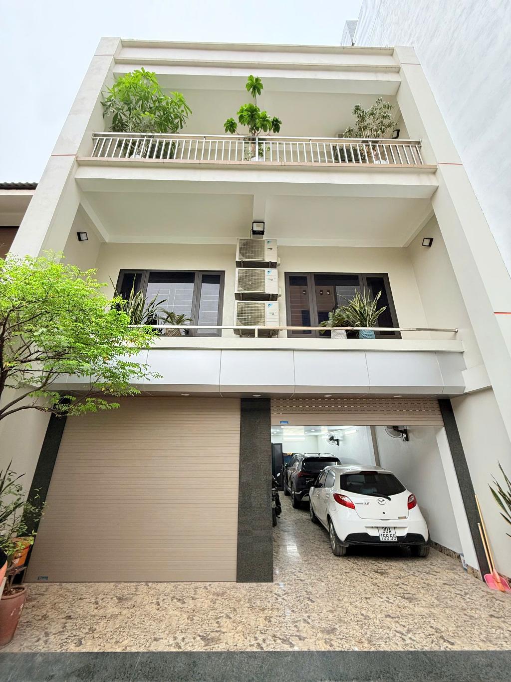 Bán nhà Dương Văn Bé - diện tích 104m2 4 tầng - Biệt thự đẳng cấp - giá 82 tỷ