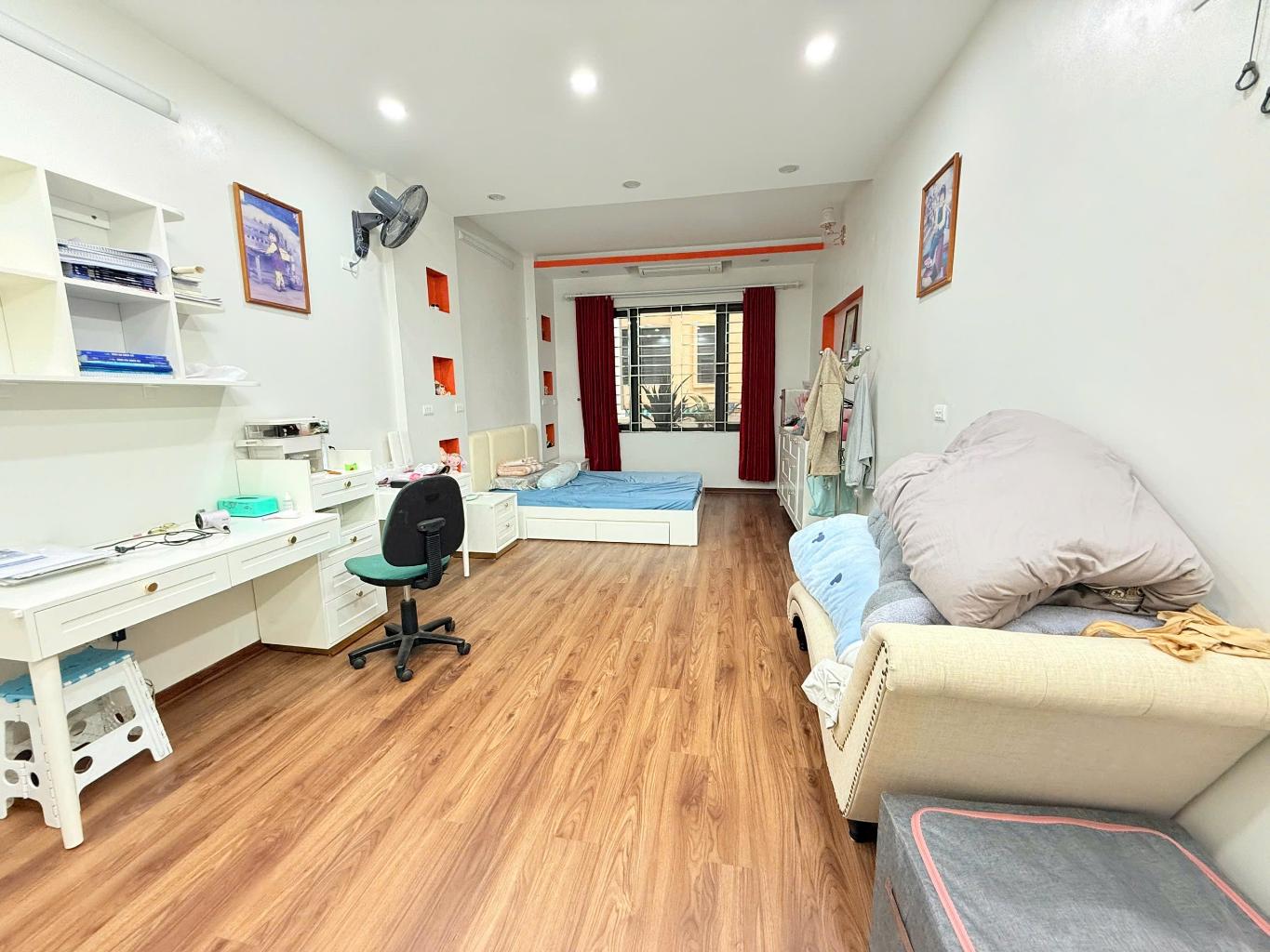 Bán nhà Dương Văn Bé - diện tích 104m2 4 tầng - Biệt thự đẳng cấp - giá 82 tỷ