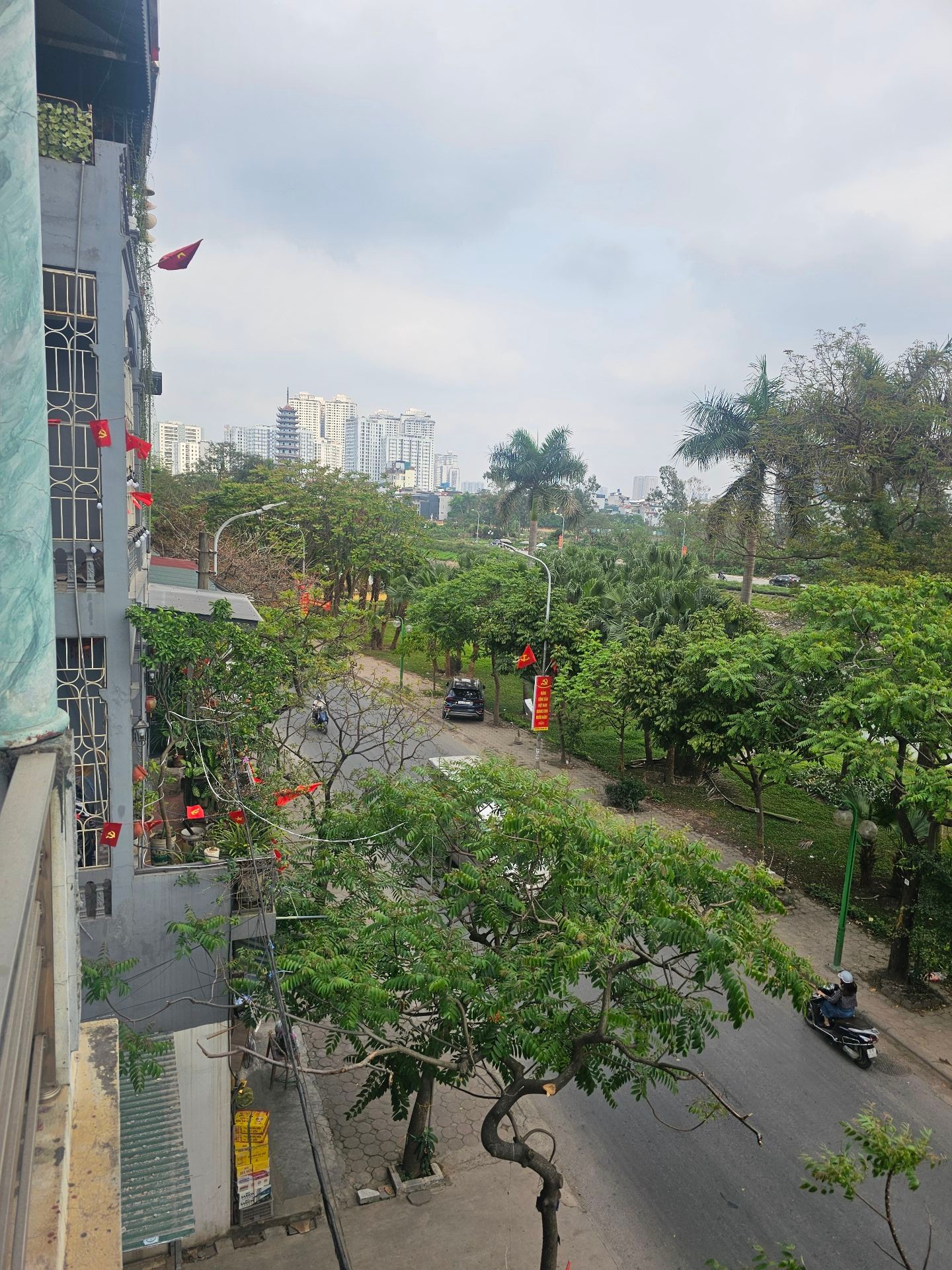 Bán nhà Kim - diện tích 62m2 4 tầng - Lô góc 2 mặt thoáng - giá 25 tỷ