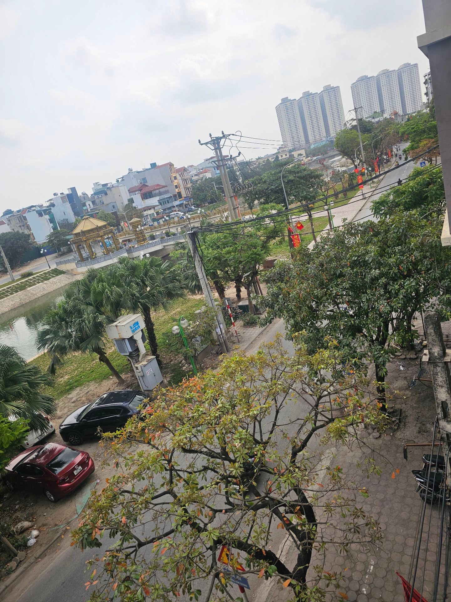 Bán nhà Kim - diện tích 62m2 4 tầng - Lô góc 2 mặt thoáng - giá 25 tỷ