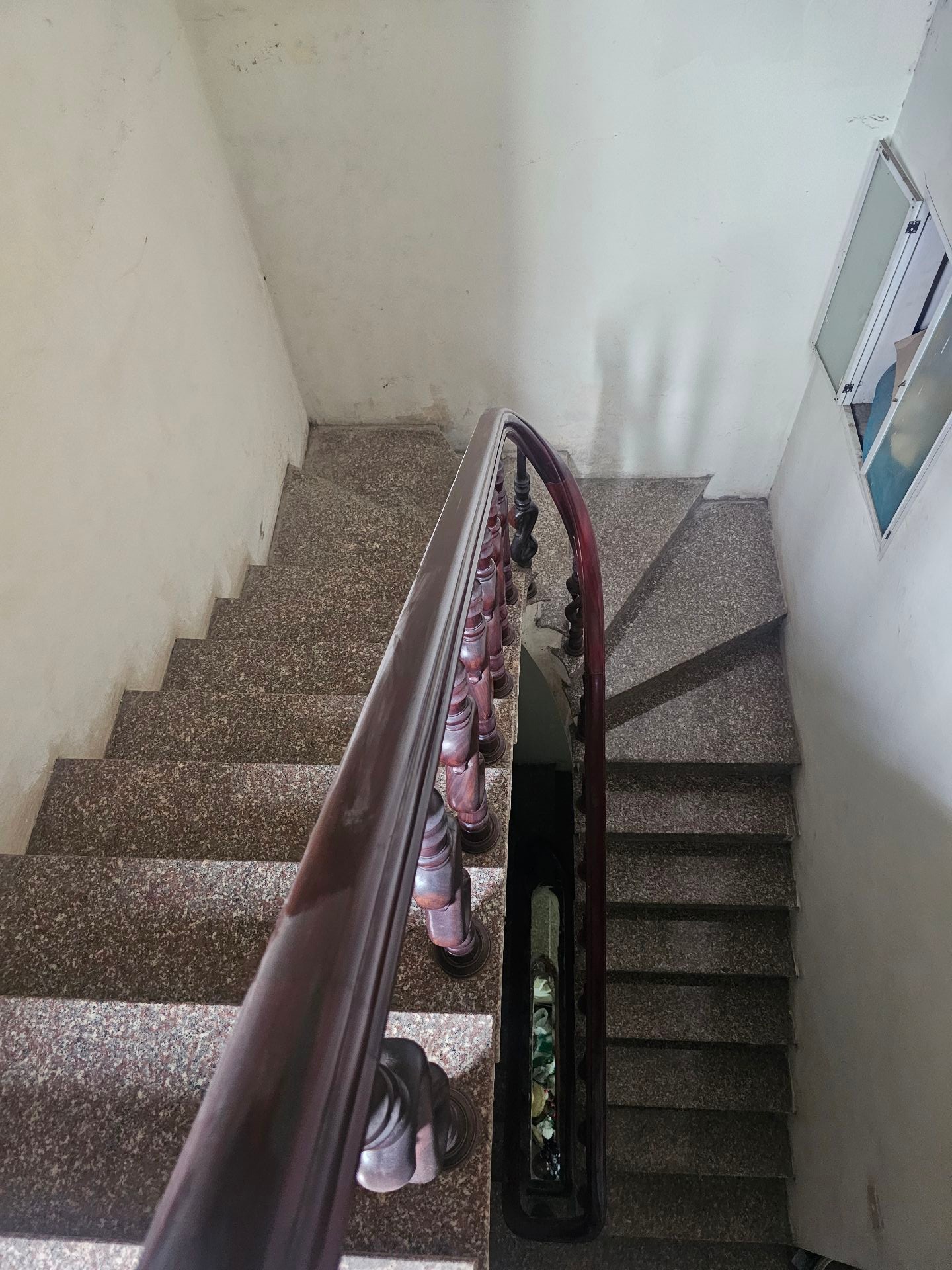 Bán nhà Kim - diện tích 62m2 4 tầng - Lô góc 2 mặt thoáng - giá 25 tỷ