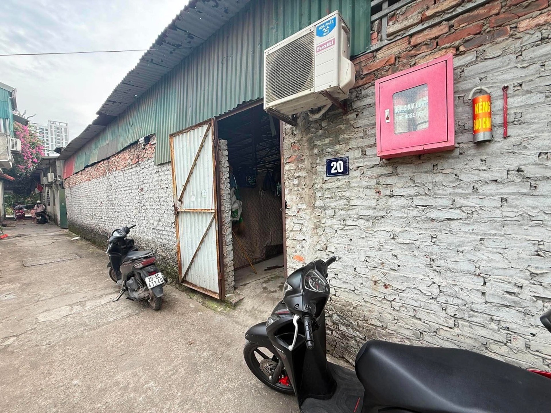 Bán nhà Giải Phóng - diện tích 55m2 1 tầng - Nhà hiếm, ngõ ô tô 7 chỗ tránh - giá 3 tỷ