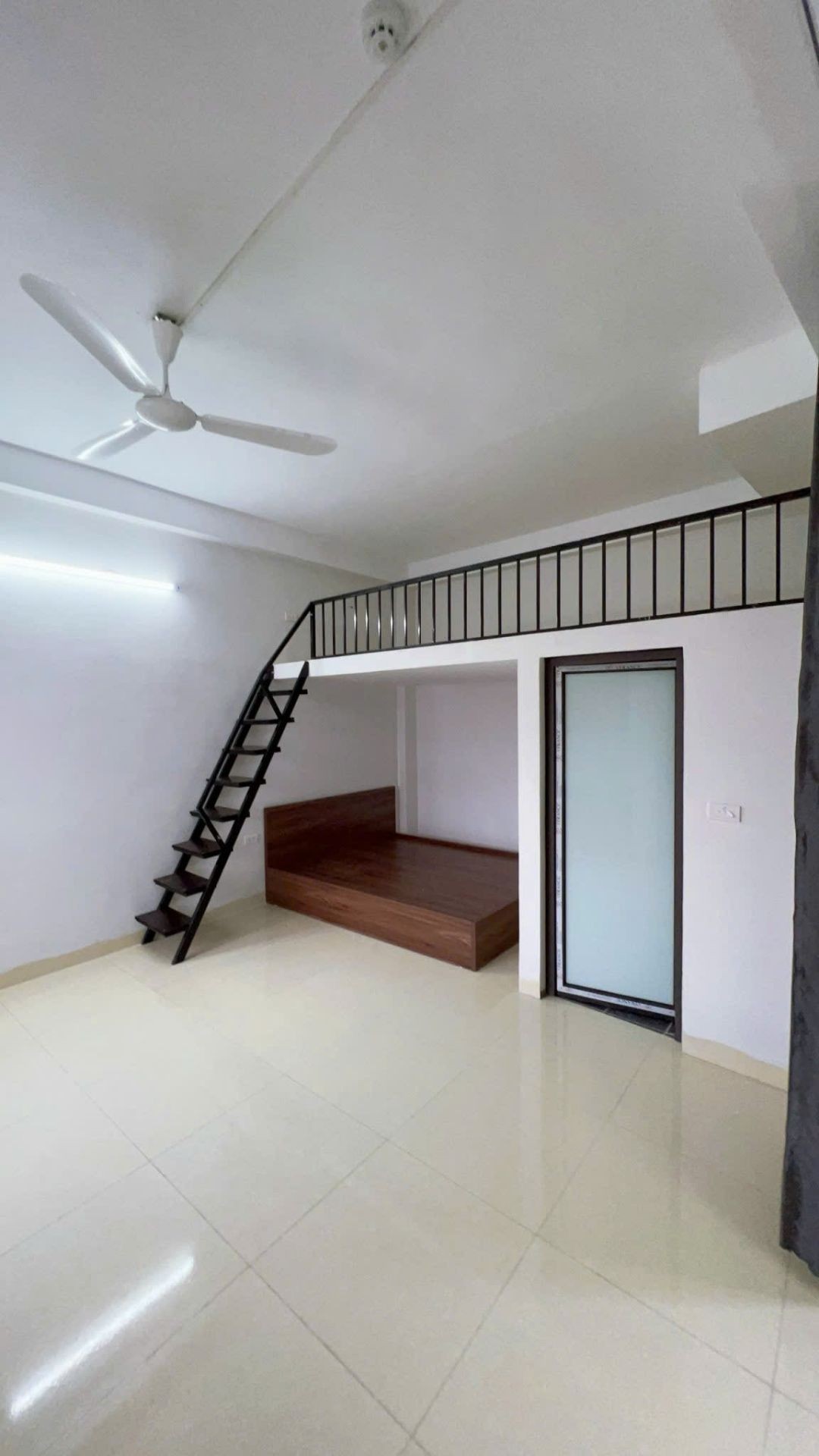 Bán nhà Tân Triều - diện tích 186m2 8 tầng - Nhà cho thuê 50 phòng - giá 47 tỷ