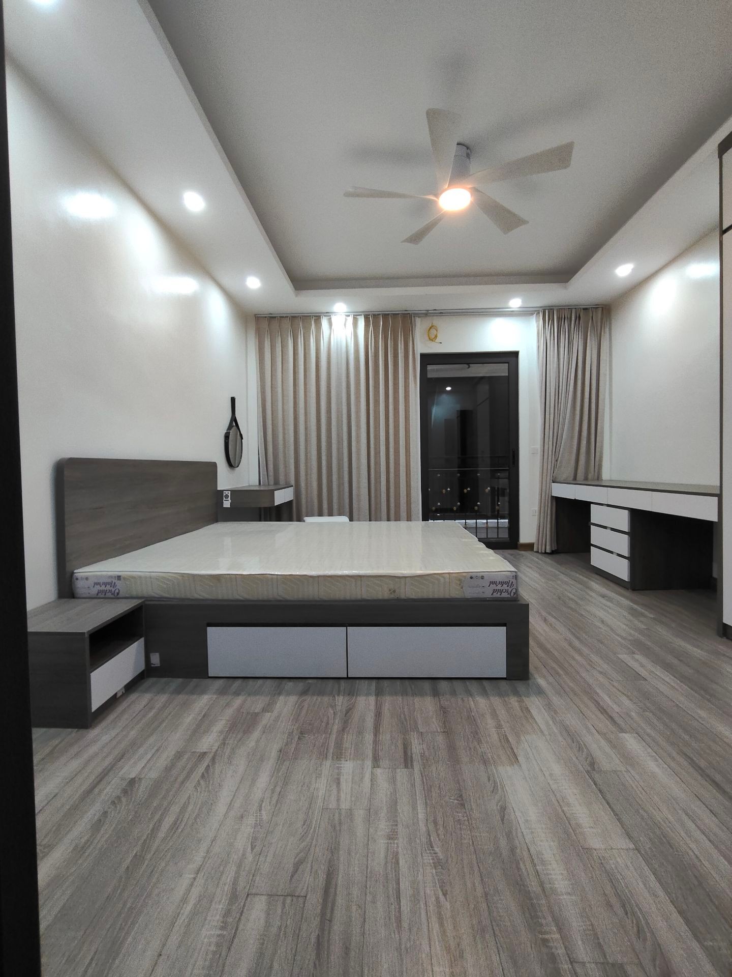 Bán nhà Nguyễn Văn Viên - diện tích 30m2 5 tầng - Nhà đẹp hiếm có - giá 8,5 tỷ