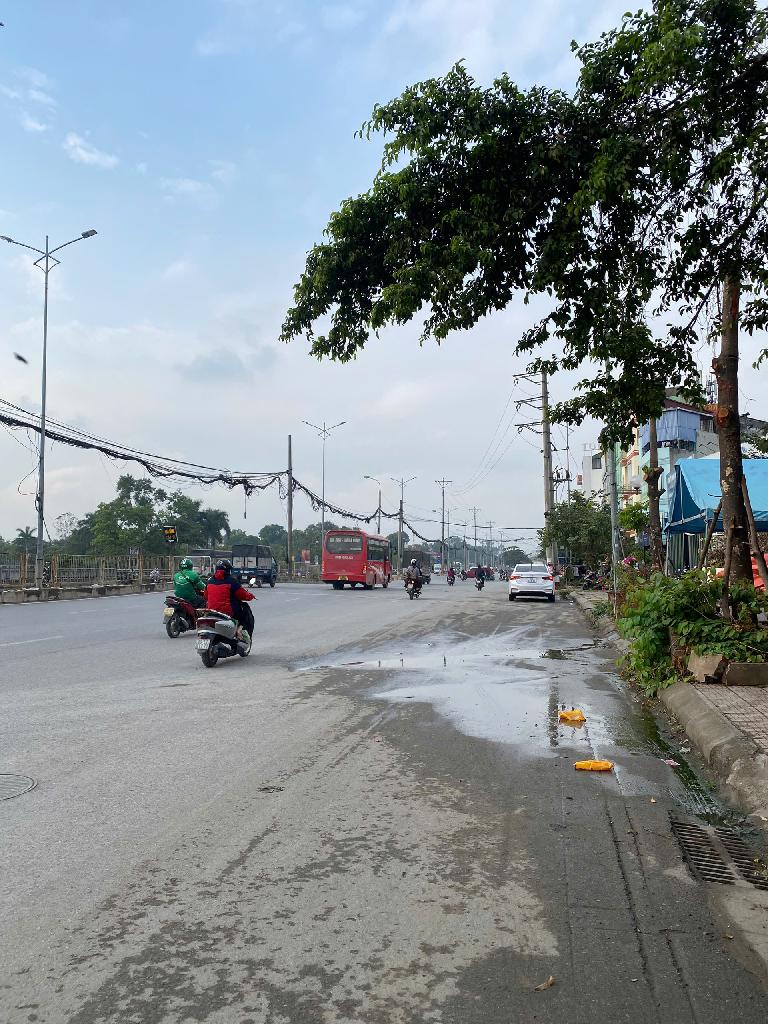 Bán nhà Cầu Ngọc Hồi - diện tích 405m2 1 tầng - Mặt phố kinh doanh đỉnh - giá 31 tỷ