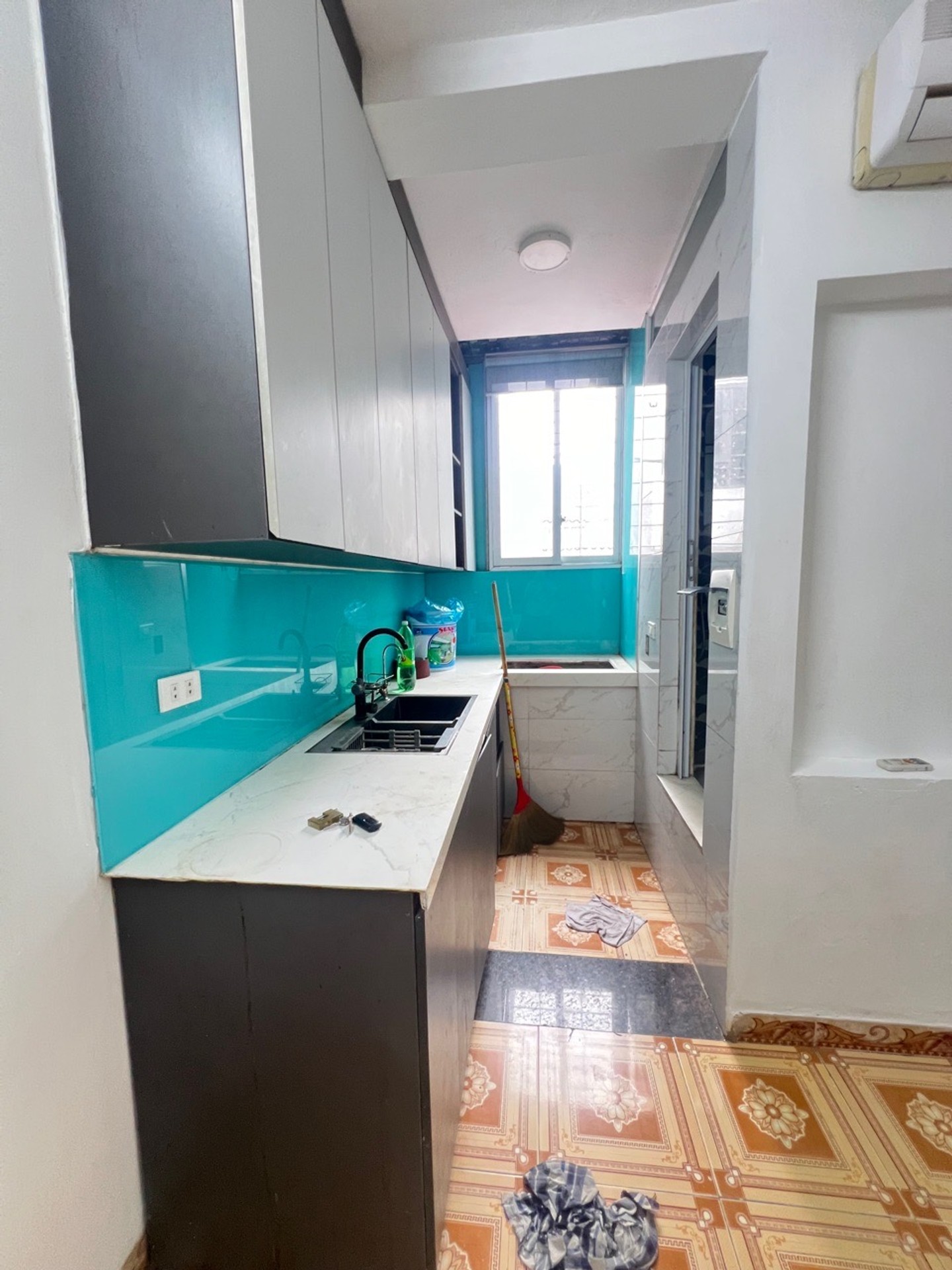 Bán nhà Tân Mai - diện tích 60m2 2 tầng - căn góc 3 mặt thoáng - giá 3,15 tỷ