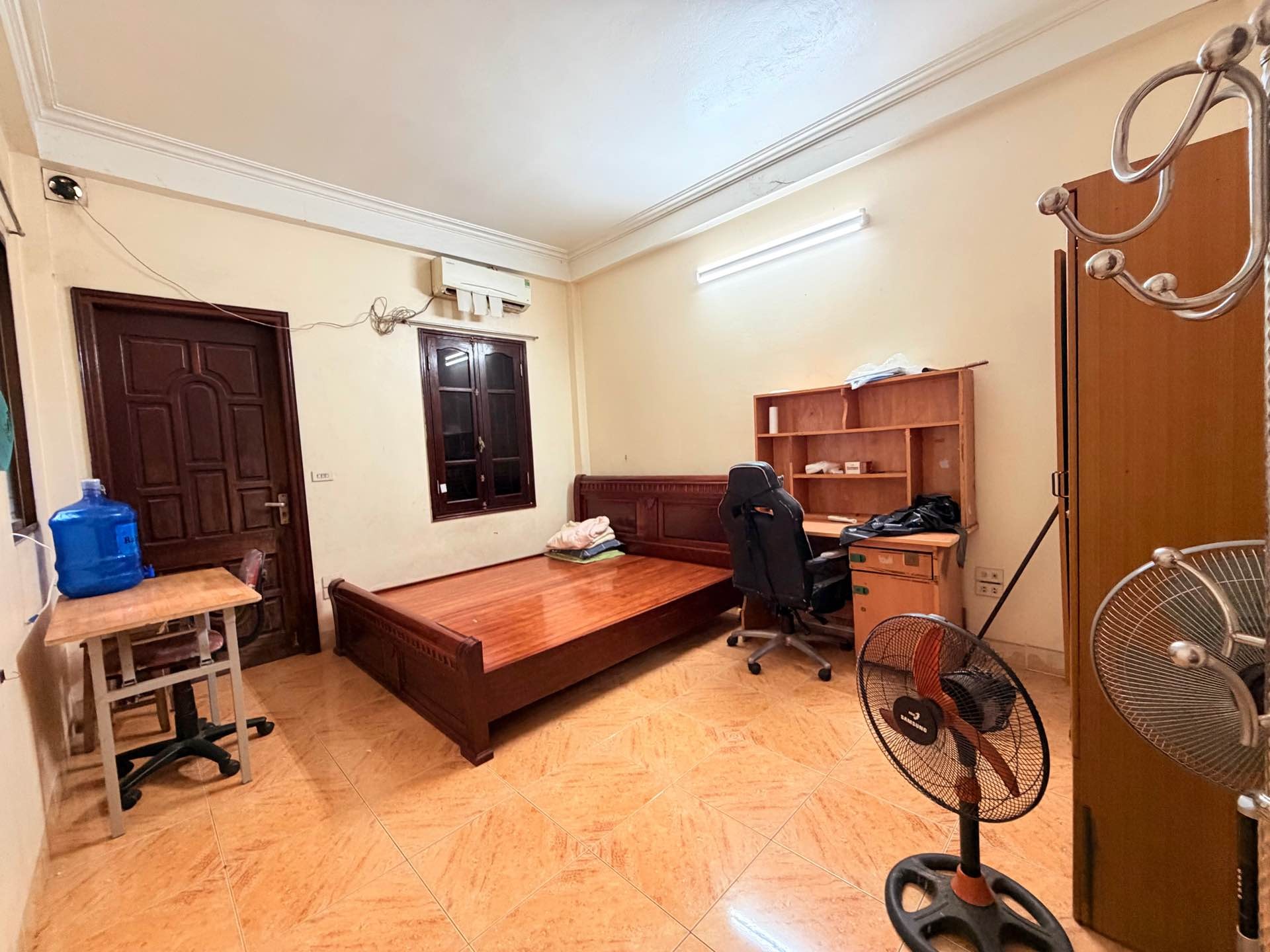 Bán nhà Chùa Quỳnh - diện tích 29m2 5 tầng - Ô TÔ TRÁNH - giá 18,5 tỷ