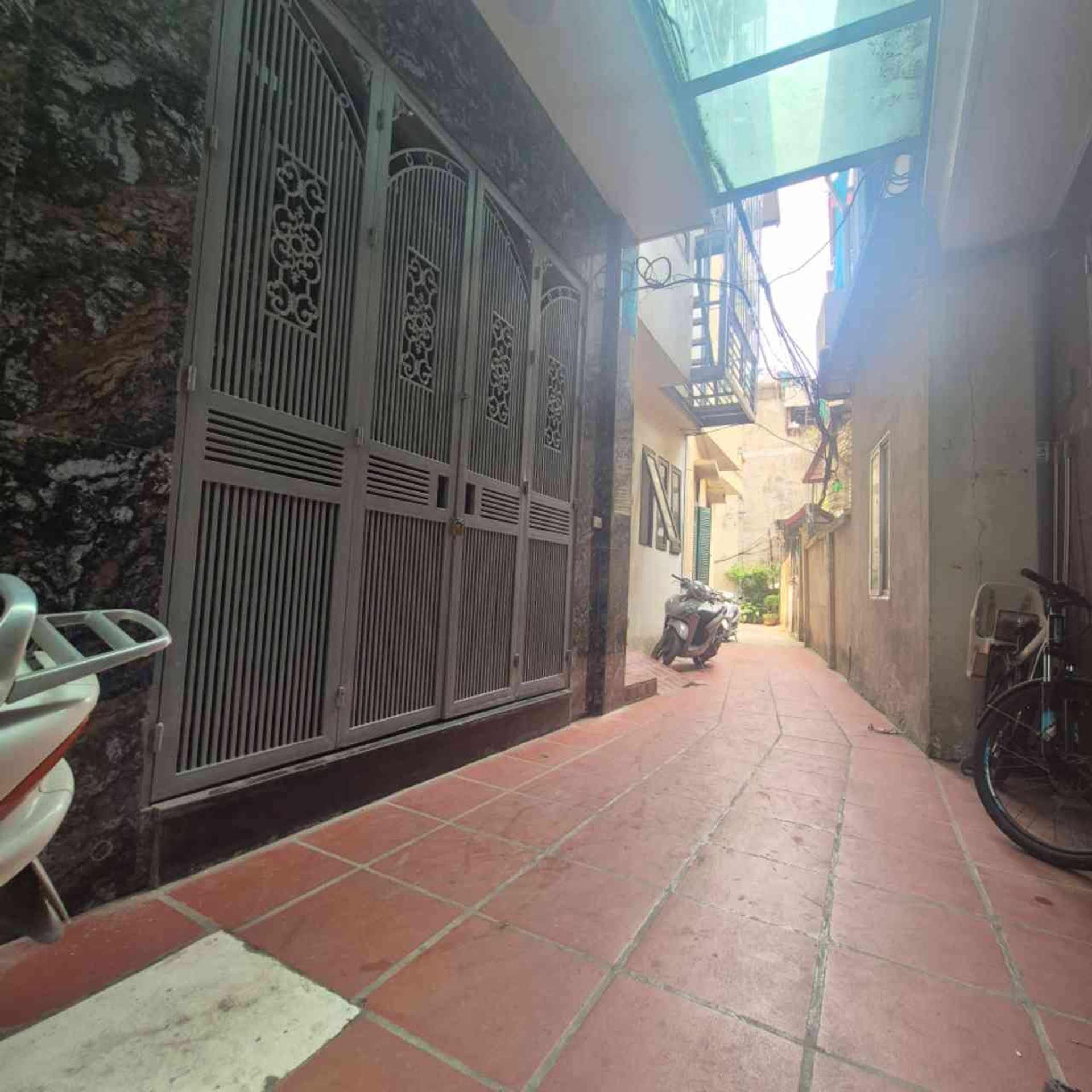 Bán nhà Ngũ Nhạc - diện tích 48m2 5 tầng - Ô tô đỗ cổng - giá 9,98 tỷ