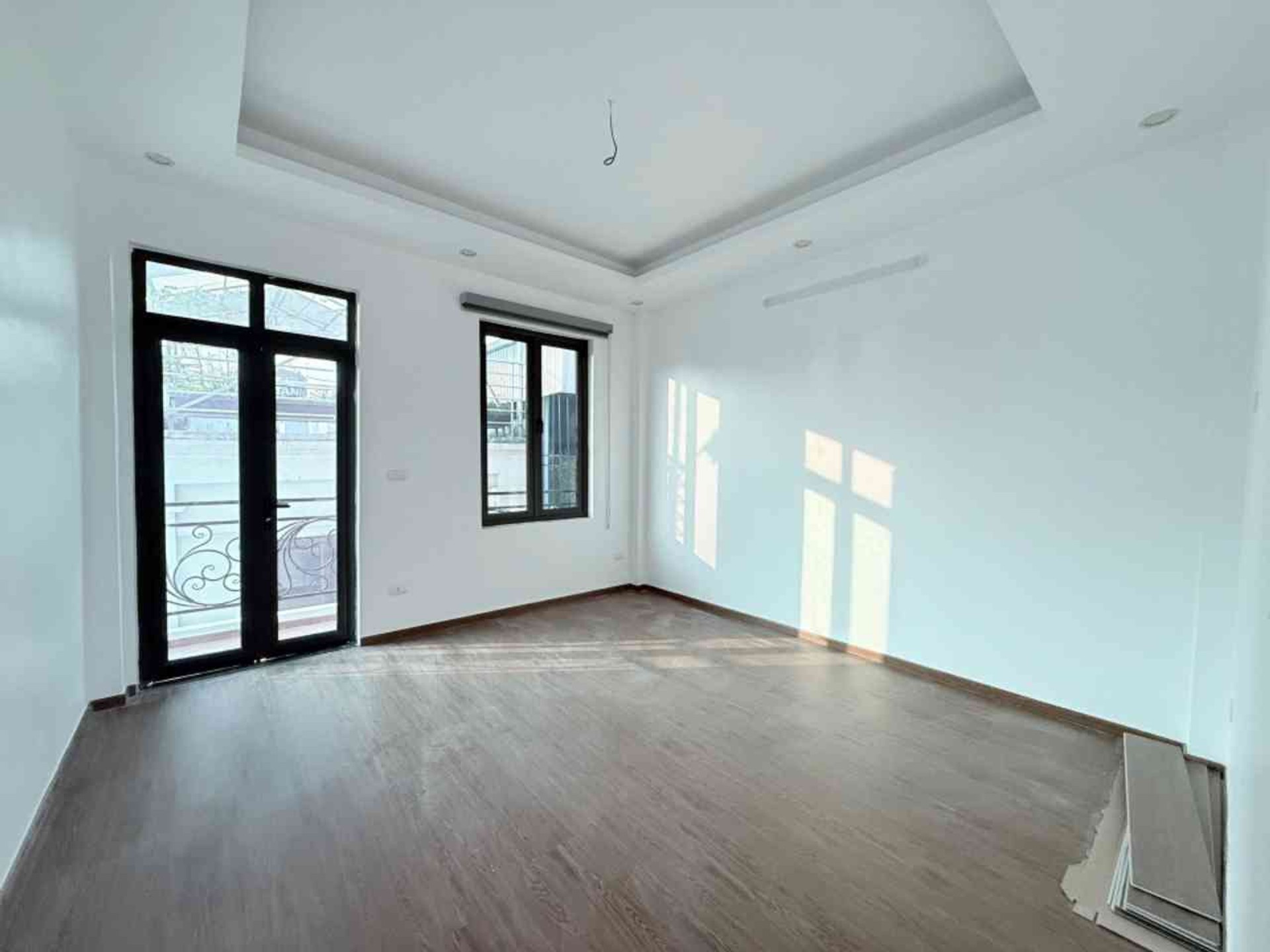 Bán nhà Ngũ Nhạc - diện tích 48m2 5 tầng - Ô tô đỗ cổng - giá 9,98 tỷ
