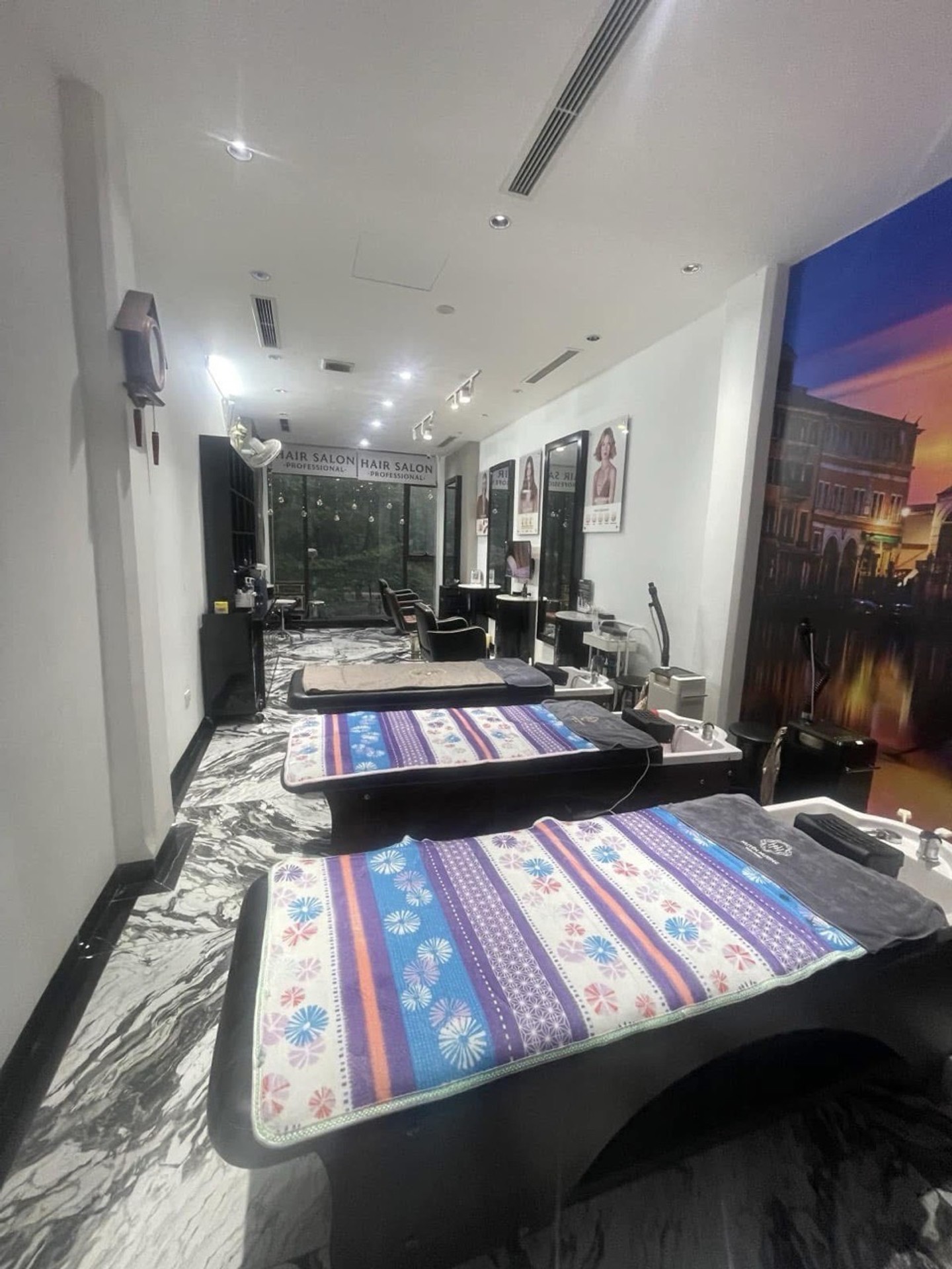 Bán nhà Nguyễn Đình Chiểu - diện tích 45m2 6 tầng - Mặt phố VIP - giá 63 tỷ
