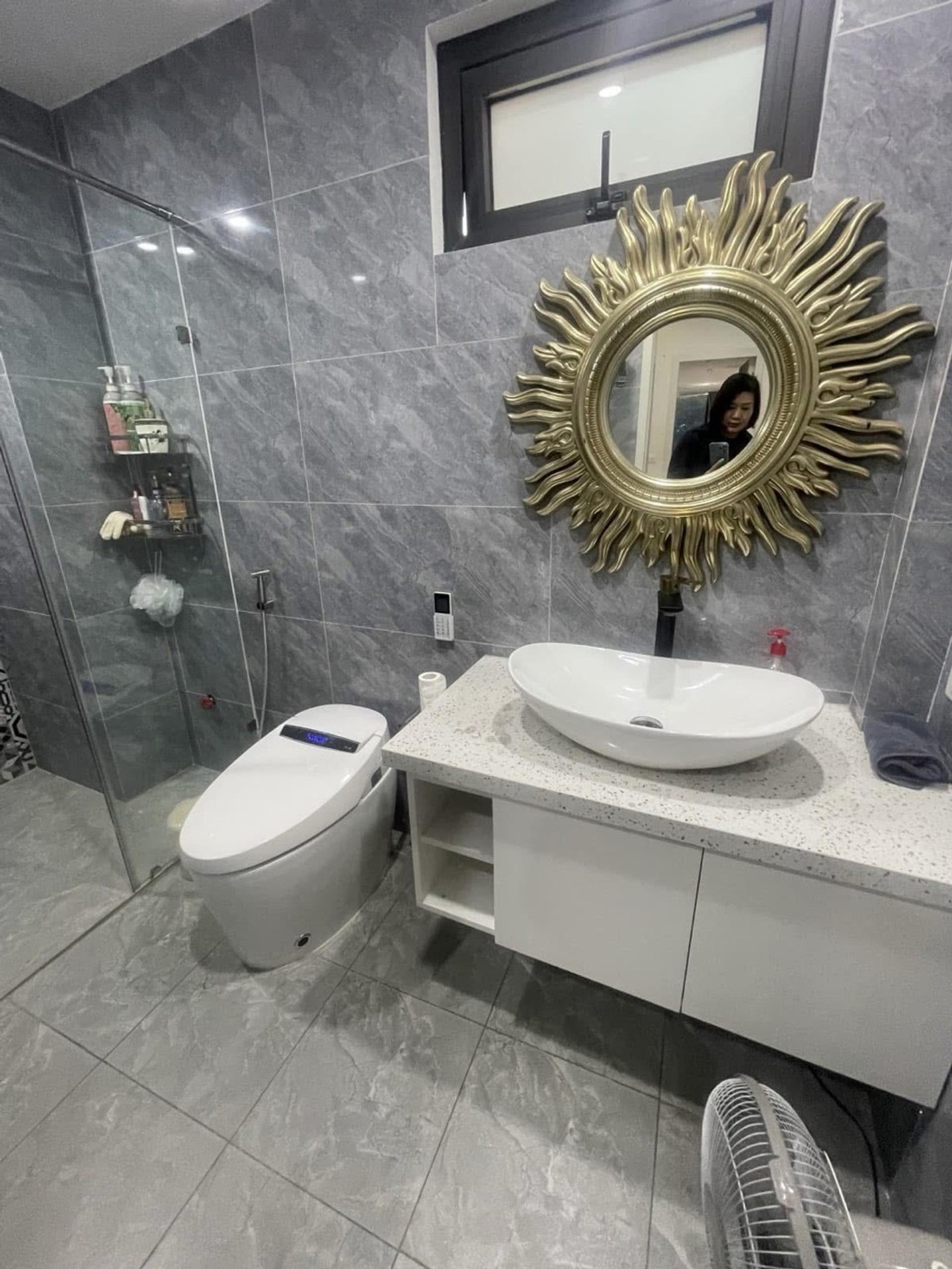 Bán nhà Nguyễn Đình Chiểu - diện tích 45m2 6 tầng - Mặt phố VIP - giá 63 tỷ