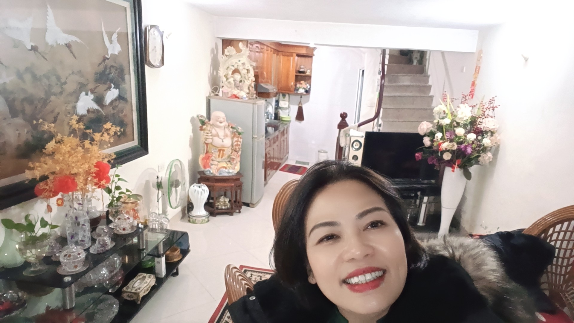 Bán nhà Nghi Tàm - diện tích 138m2 4 tầng - ô tô thông - giá 41 tỷ