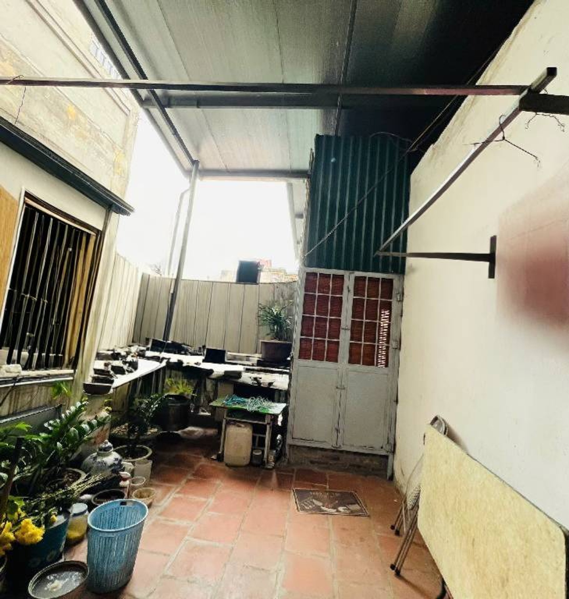 Bán nhà Nghi Tàm - diện tích 138m2 4 tầng - ô tô thông - giá 41 tỷ