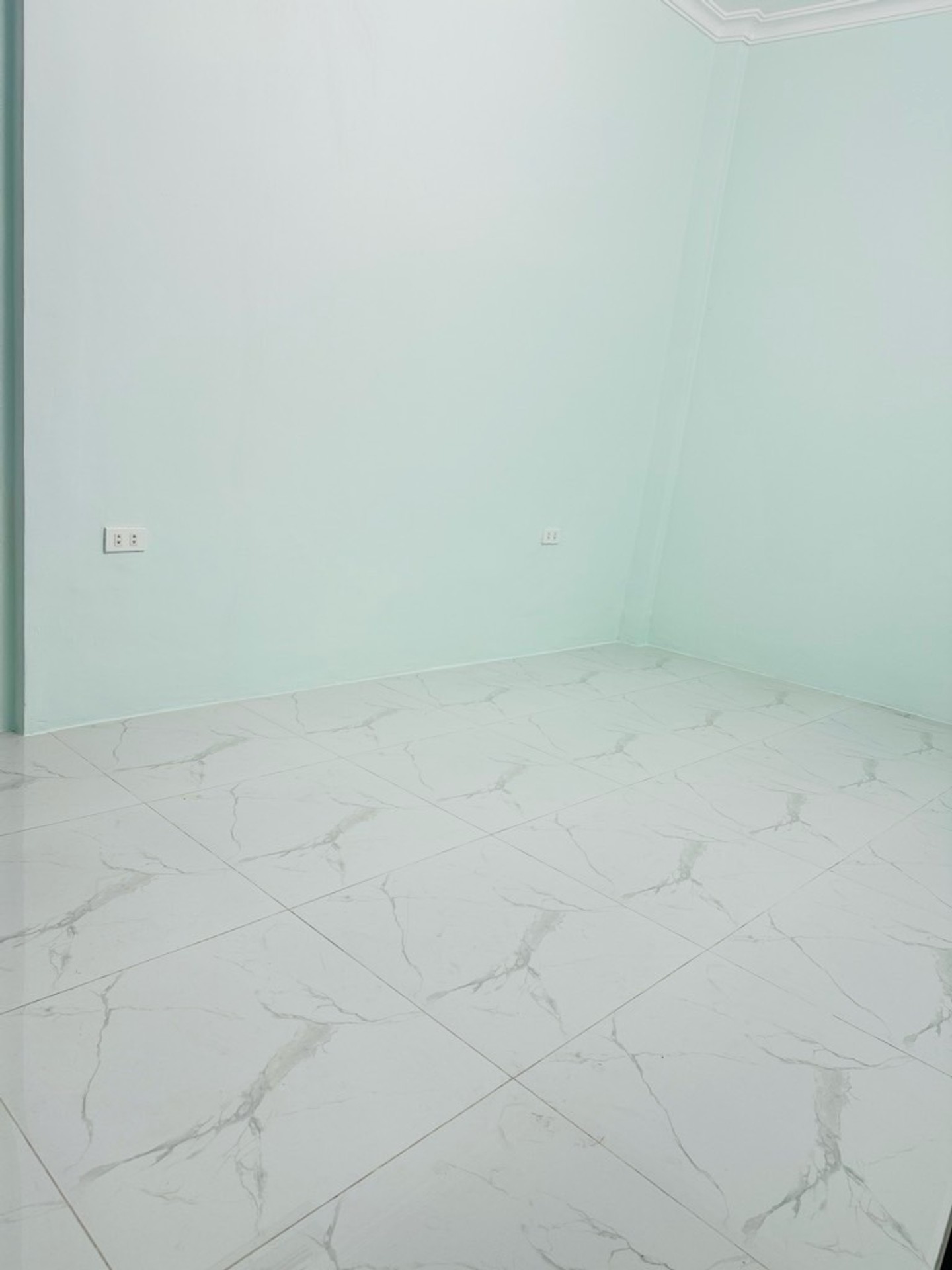 Bán nhà Thịnh Yên - diện tích 22m2 5 tầng - Nhà khung cột chắc chắn - giá 5,8 tỷ