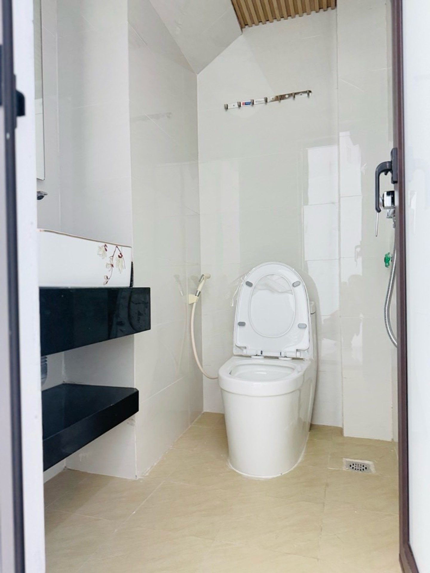 Bán nhà Thịnh Yên - diện tích 22m2 5 tầng - Nhà khung cột chắc chắn - giá 5,8 tỷ
