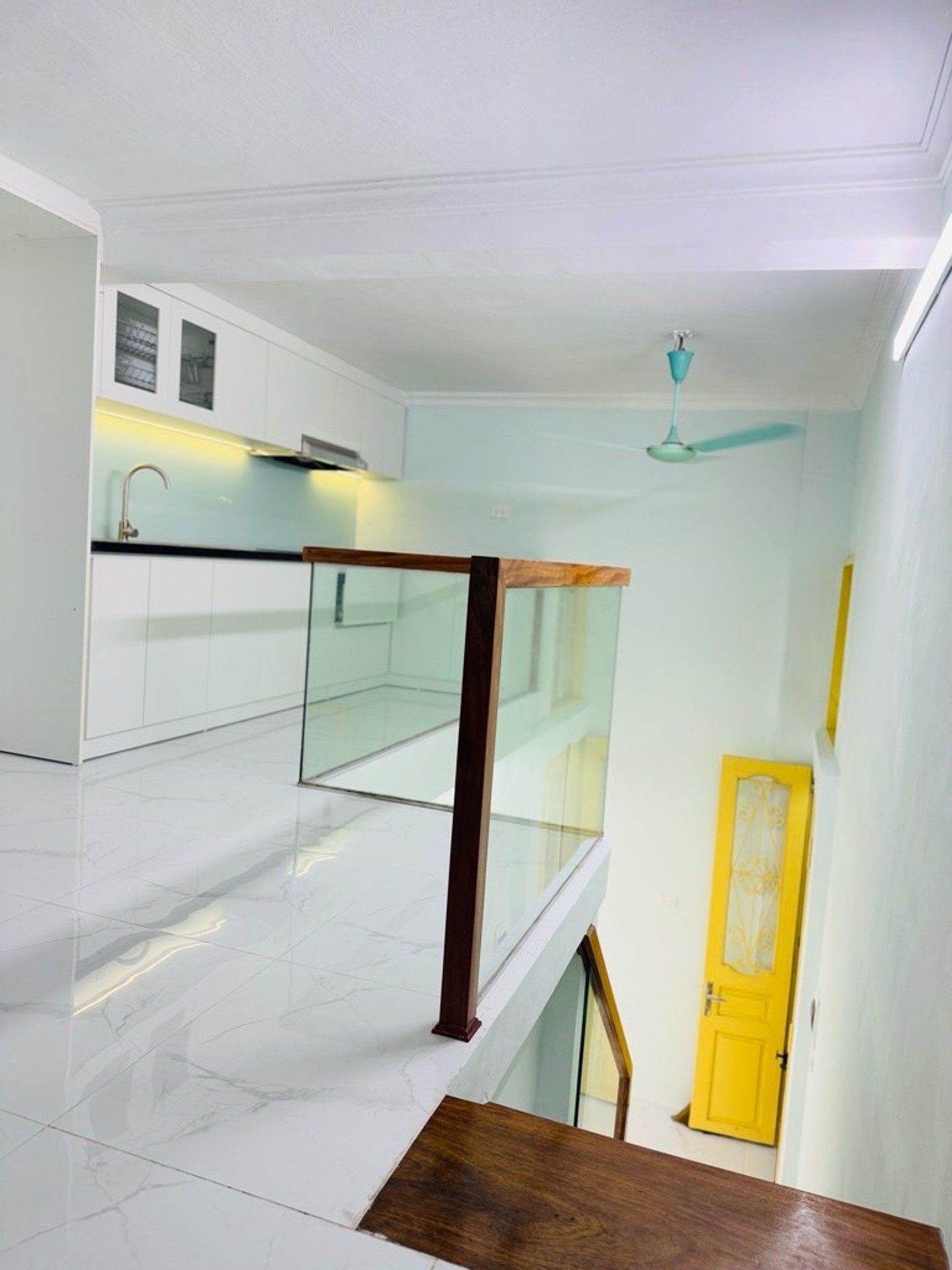 Bán nhà Thịnh Yên - diện tích 22m2 5 tầng - Nhà khung cột chắc chắn - giá 5,8 tỷ