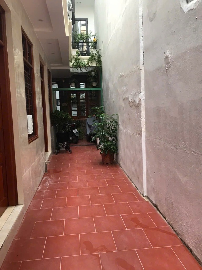 Bán nhà Trương Định - diện tích 41m2 7 tầng - 10 phòng cho thuê - giá 9,6 tỷ