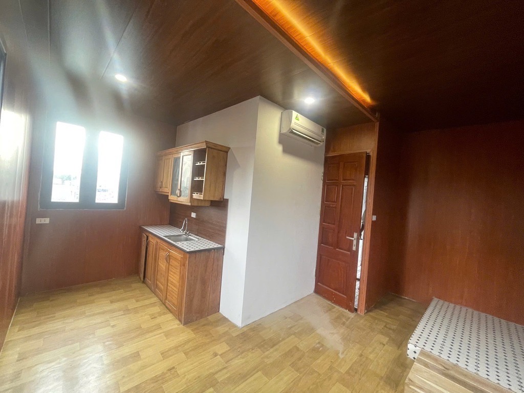 Bán nhà Trương Định - diện tích 41m2 7 tầng - 10 phòng cho thuê - giá 9,6 tỷ