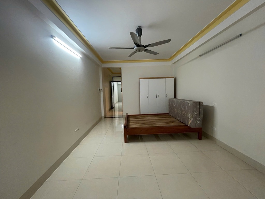 Bán nhà Lê Thanh Nghị - diện tích 109m2 8 tầng - Mặt ngõ ô tô kinh doanh - giá 48 tỷ