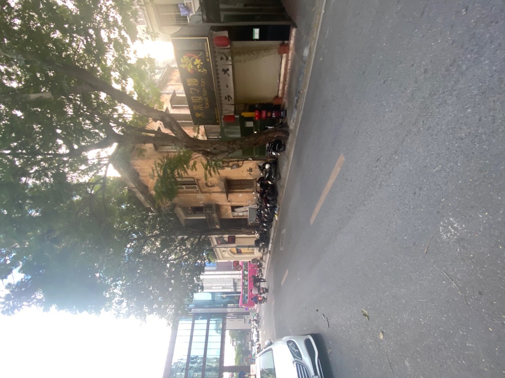 Bán nhà Bùi Thị Xuân - diện tích 93m2 2 tầng - mặt phố, kinh doanh sầm uất - giá 63,6 tỷ