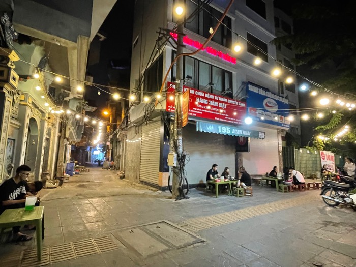 Bán nhà Minh Khai - diện tích 206m2 2 tầng - Ô TÔ TRÁNH - giá 65 tỷ