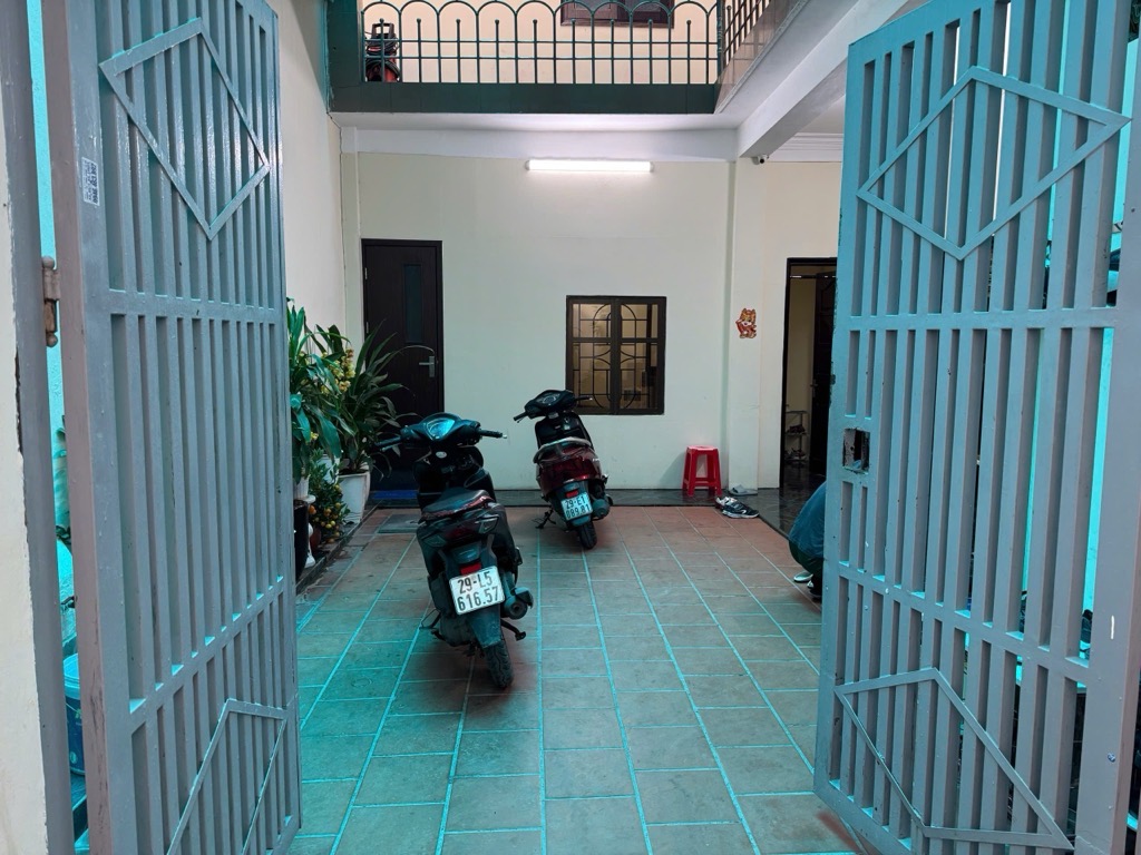 Bán nhà Nguyễn Văn Tuyết - diện tích 85m2 3 tầng - Nhà đẹp hiếm có - giá 25,5 tỷ