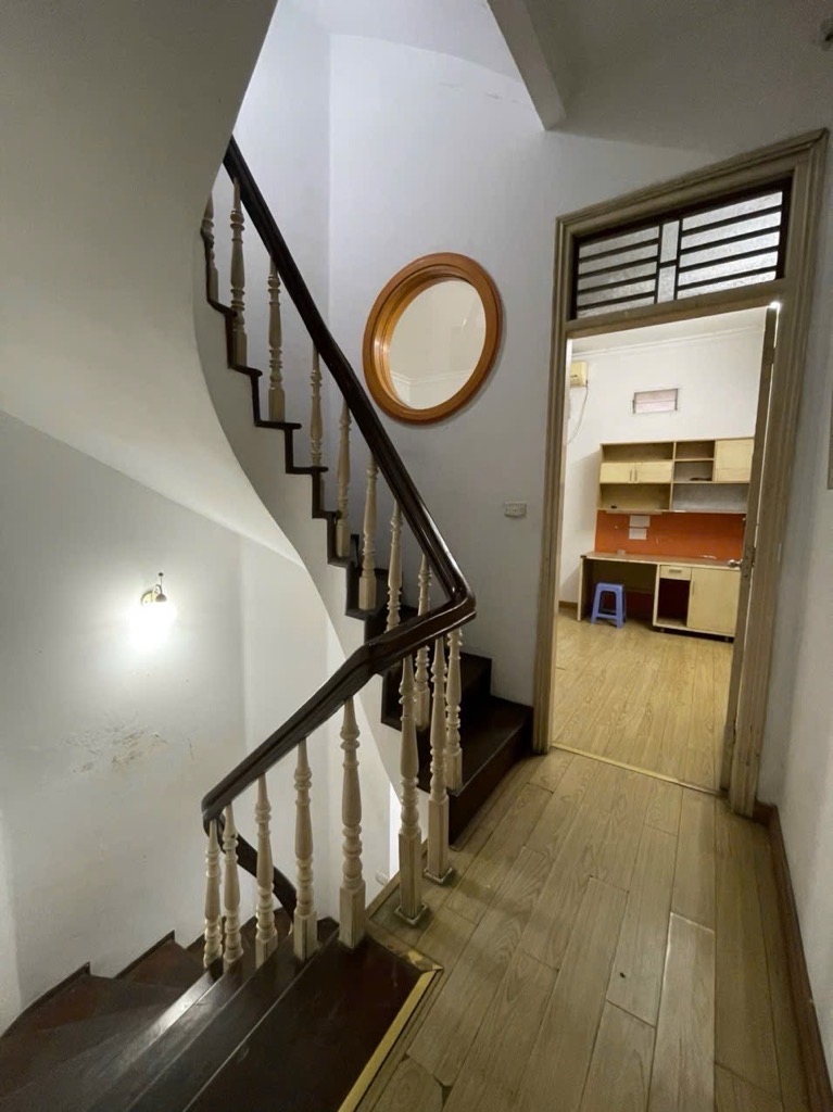 Bán nhà Lê Trọng Tấn - diện tích 57m2 5 tầng - Mặt ngõ to như phố, kinh doanh sầm uất - giá 12,99 tỷ