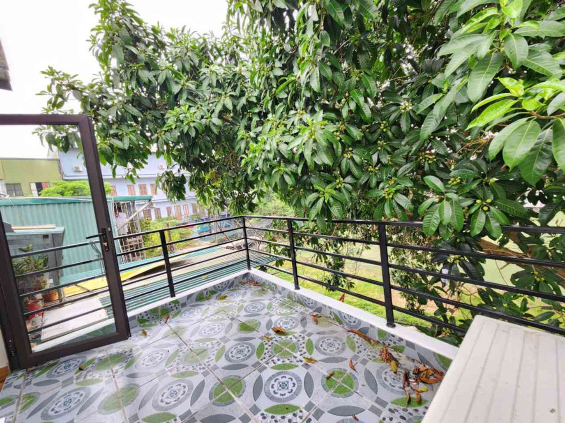 Bán nhà Lĩnh Nam - diện tích 23m2 3 tầng - ô tô dừng đỗ thoải mái - giá 2,9 tỷ