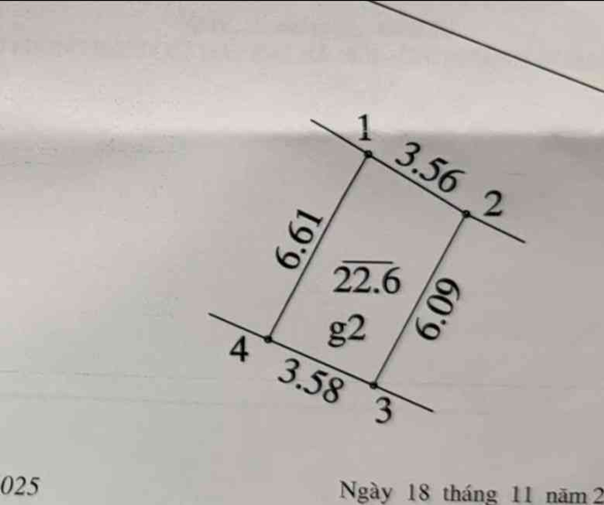 Bán nhà Lĩnh Nam - diện tích 23m2 3 tầng - ô tô dừng đỗ thoải mái - giá 2,9 tỷ