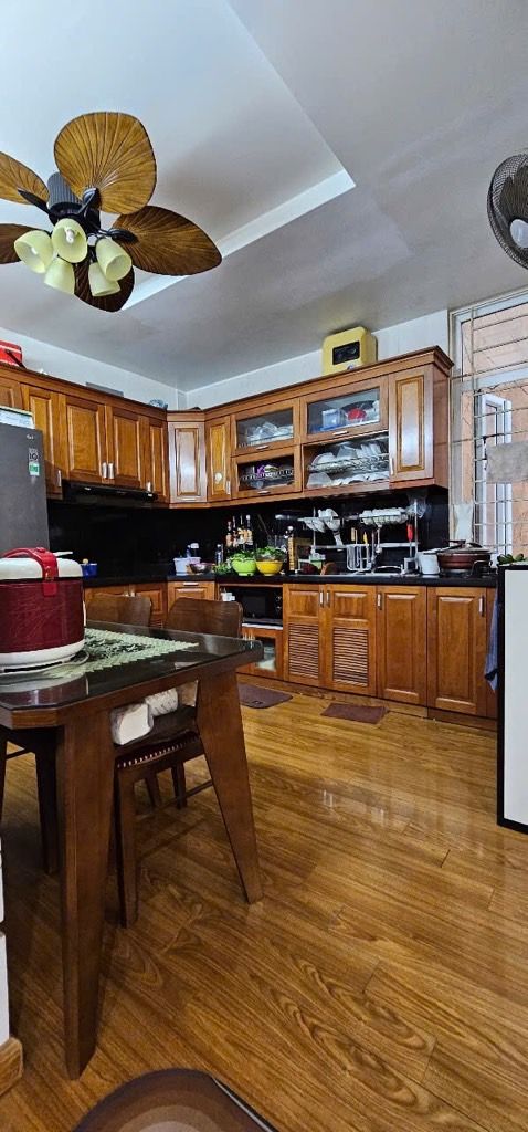 Bán nhà Lạc Trung - diện tích 46m2 5 tầng - Ô TÔ NGỦ TRONG NHÀ - giá 19,5 tỷ