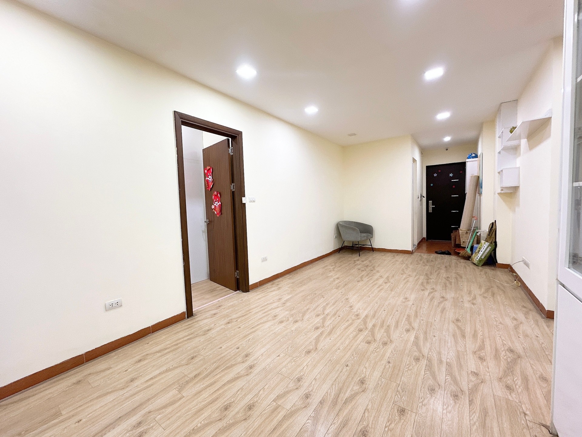 Bán nhà Hồng Hà - diện tích 77m2 1 tầng - lô góc - giá 5,8 tỷ