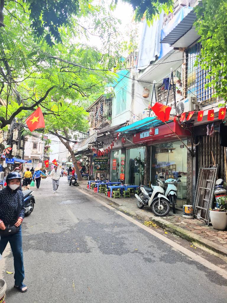 Bán nhà Bùi Ngọc Dương - diện tích 41m2 1 tầng - MẶT PHỐ - giá 4,05 tỷ