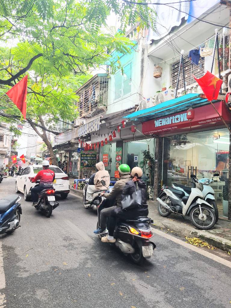 Bán nhà Bùi Ngọc Dương - diện tích 41m2 1 tầng - MẶT PHỐ - giá 4,05 tỷ