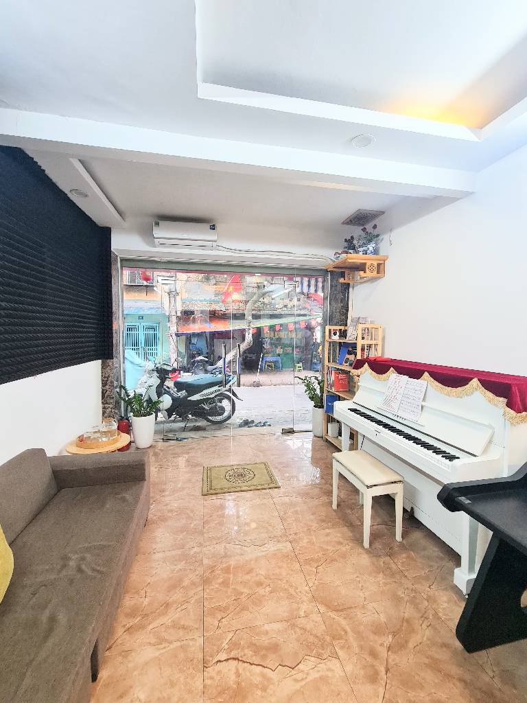 Bán nhà Bùi Ngọc Dương - diện tích 41m2 1 tầng - MẶT PHỐ - giá 4,05 tỷ