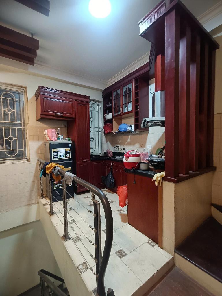 Bán nhà Tương Mai - diện tích 43m2 5 tầng - Ô TÔ ĐỖ CỬA - giá 18,6 tỷ