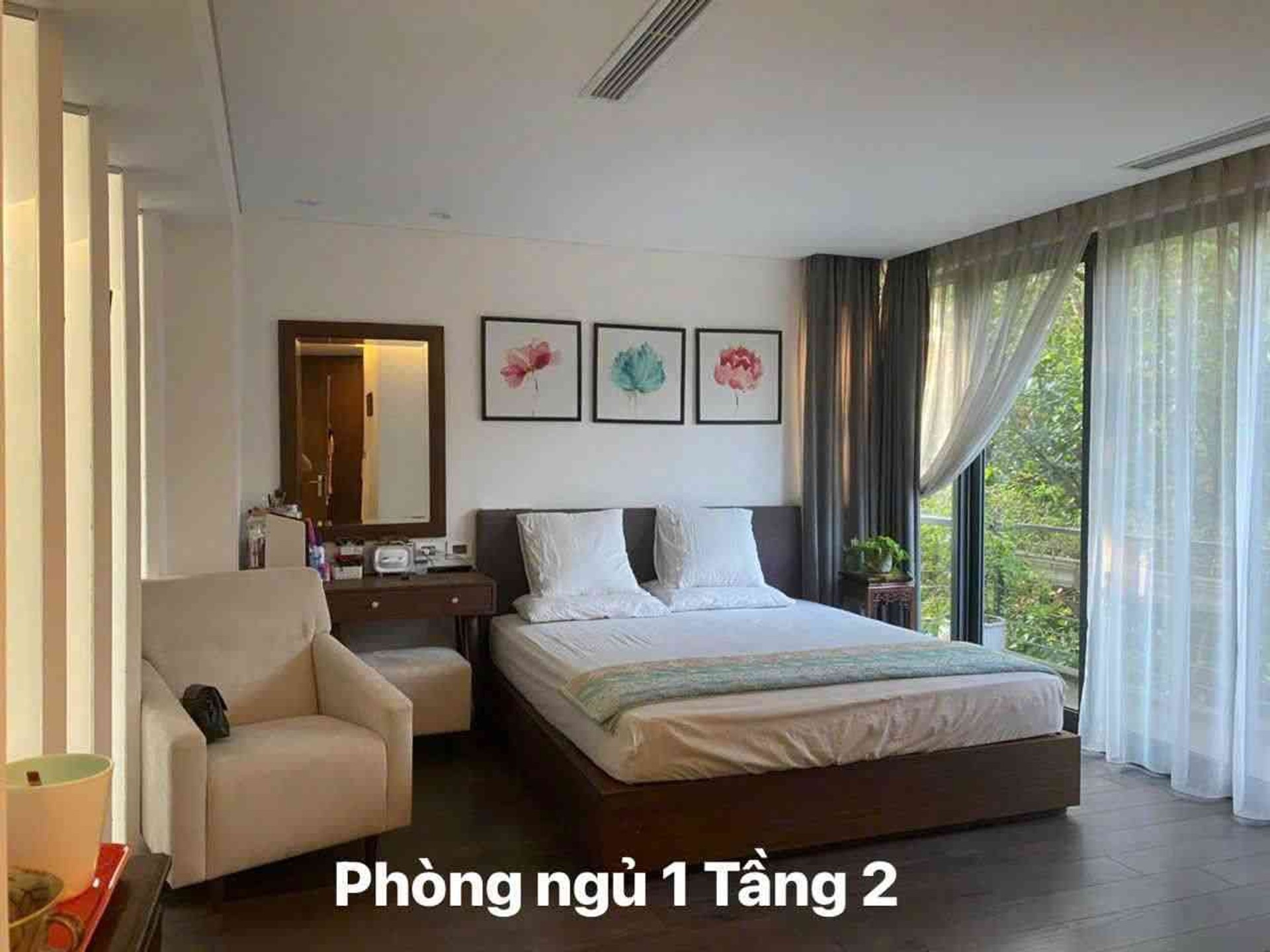 Bán nhà Hoàng Mai - diện tích 328m2 3 tầng - Lô góc - giá 94 tỷ