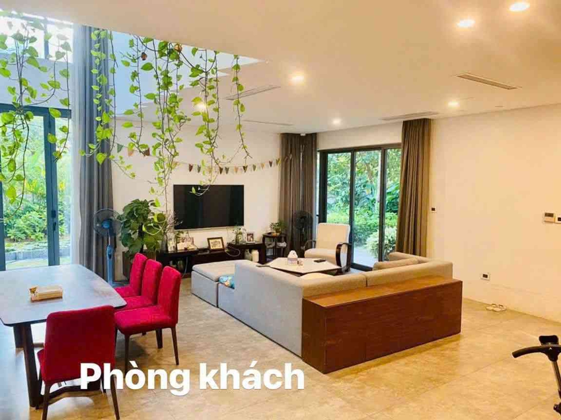 Bán nhà Hoàng Mai - diện tích 328m2 3 tầng - Lô góc - giá 94 tỷ