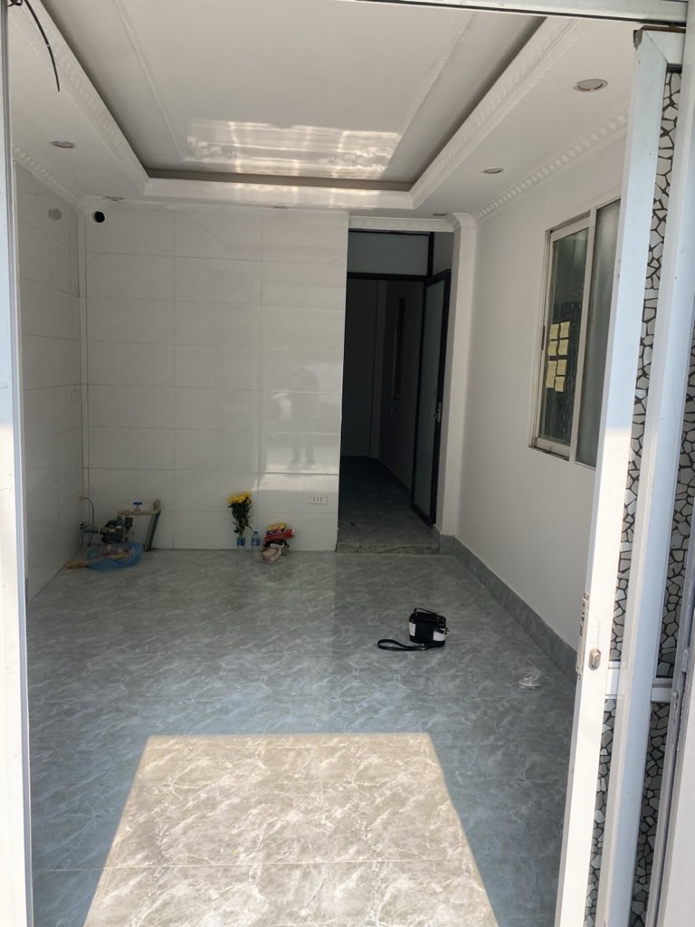Bán nhà Tân Mai - diện tích 25m2 1 tầng - Sát chợ - giá 2,2 tỷ