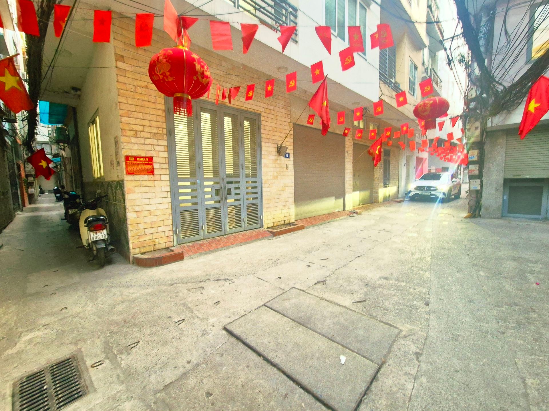 Bán nhà Tô Vĩnh Diện - diện tích 92m2 4 tầng - Lô góc 2 mặt thoáng - giá 28 tỷ