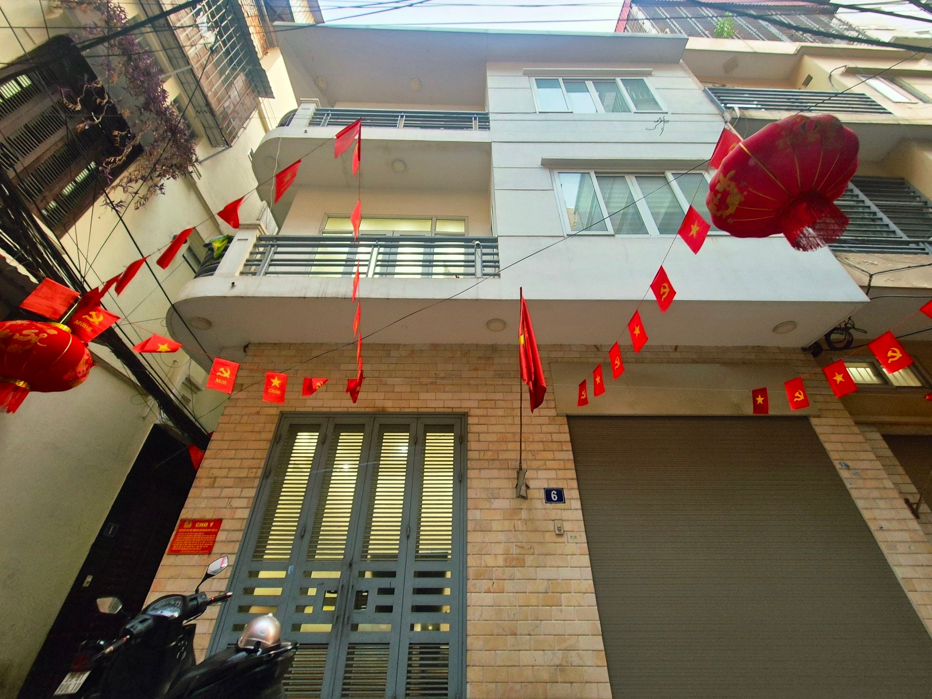 Bán nhà Tô Vĩnh Diện - diện tích 92m2 4 tầng - Lô góc 2 mặt thoáng - giá 28 tỷ