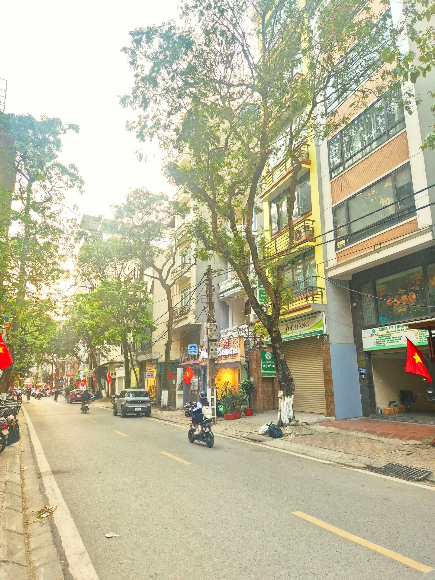 Bán nhà Tô Vĩnh Diện - diện tích 92m2 4 tầng - Lô góc 2 mặt thoáng - giá 28 tỷ