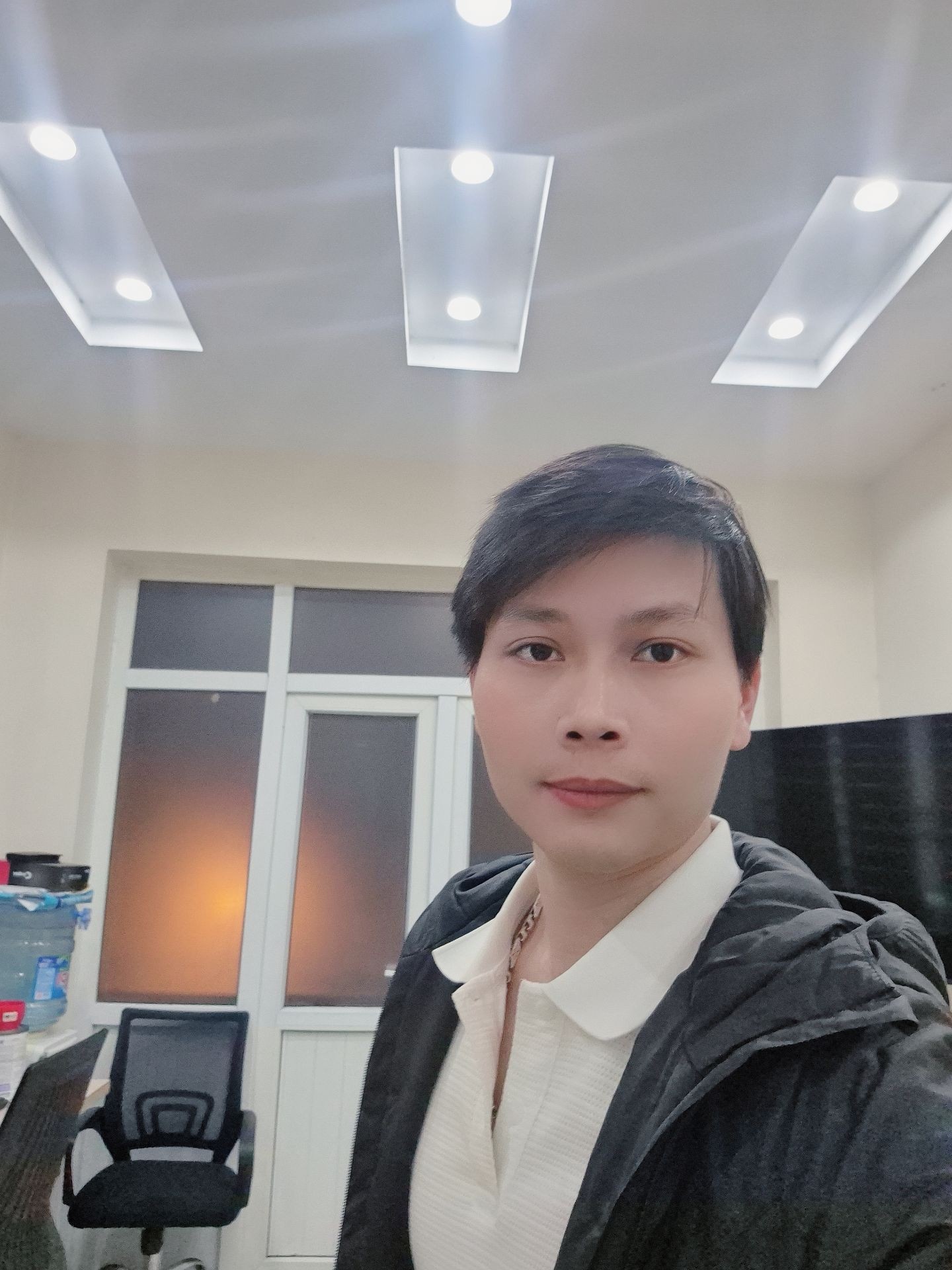 Bán nhà Tô Vĩnh Diện - diện tích 92m2 4 tầng - Lô góc 2 mặt thoáng - giá 28 tỷ