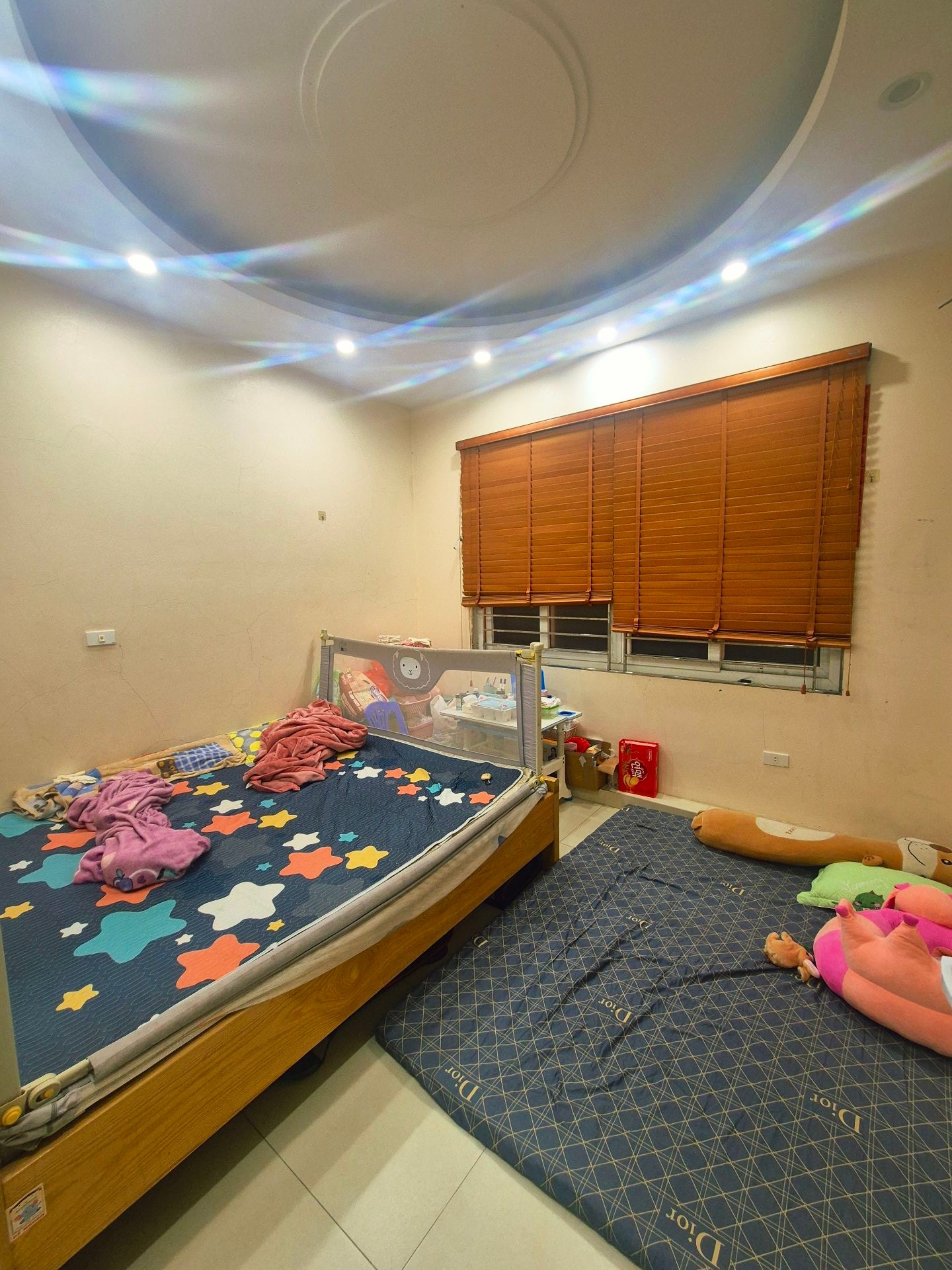 Bán nhà Tô Vĩnh Diện - diện tích 92m2 4 tầng - Lô góc 2 mặt thoáng - giá 28 tỷ