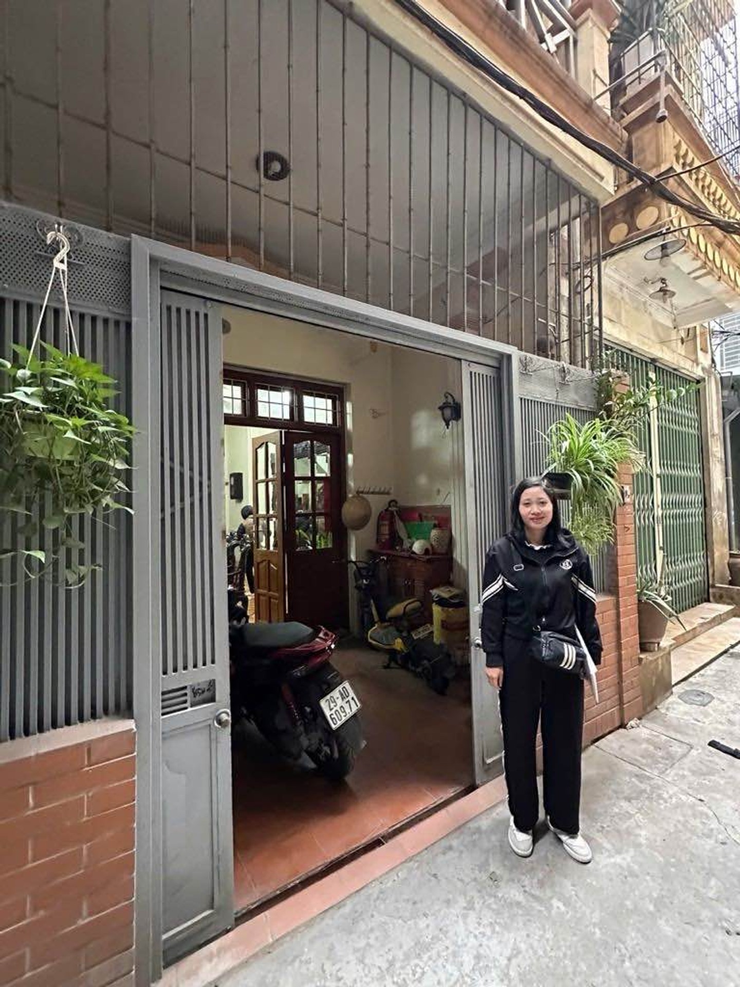 Bán nhà Tân Mai - diện tích 47m2 4 tầng - ô tô tránh - giá 16,5 tỷ