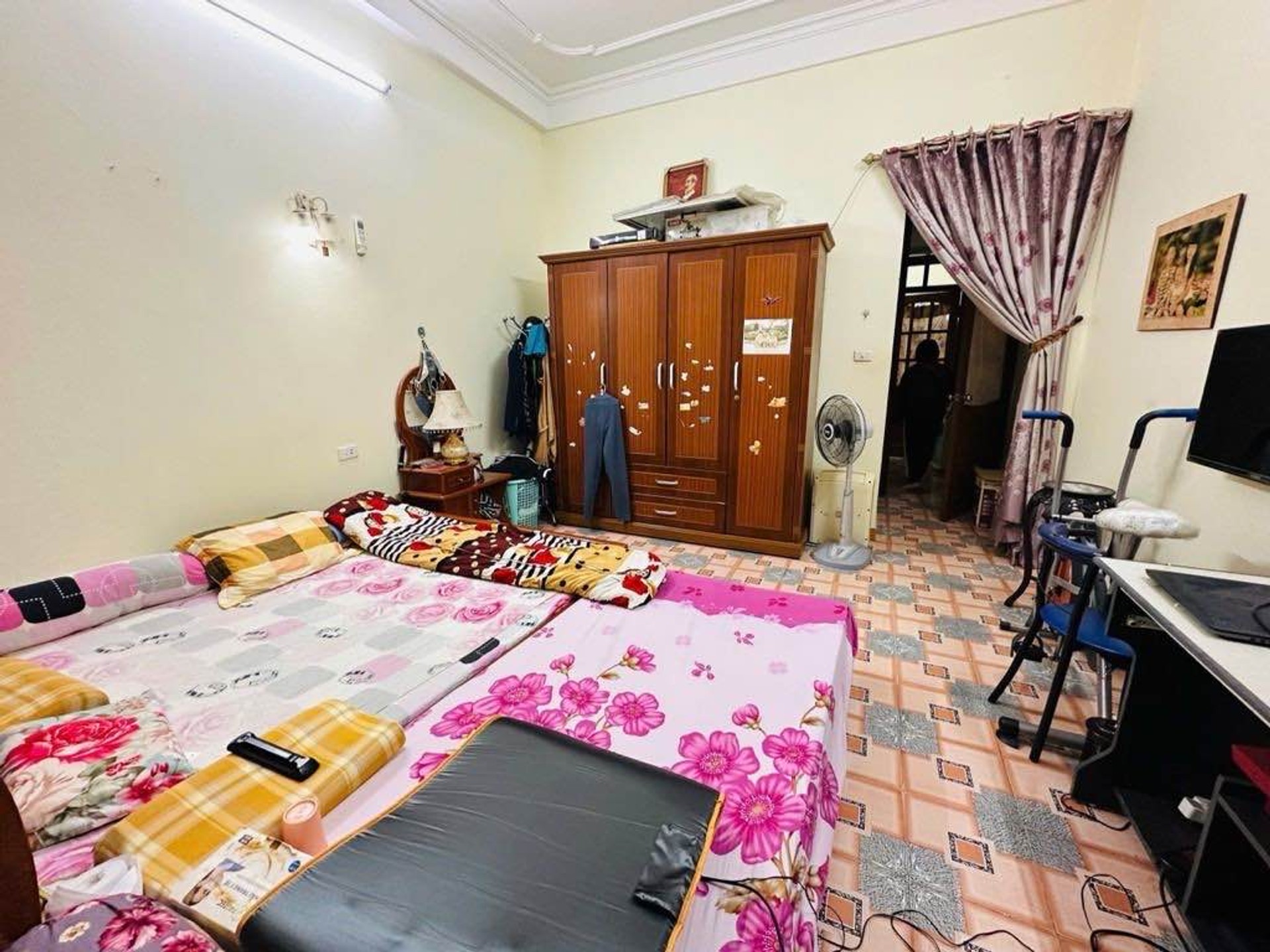 Bán nhà Tân Mai - diện tích 47m2 4 tầng - ô tô tránh - giá 16,5 tỷ