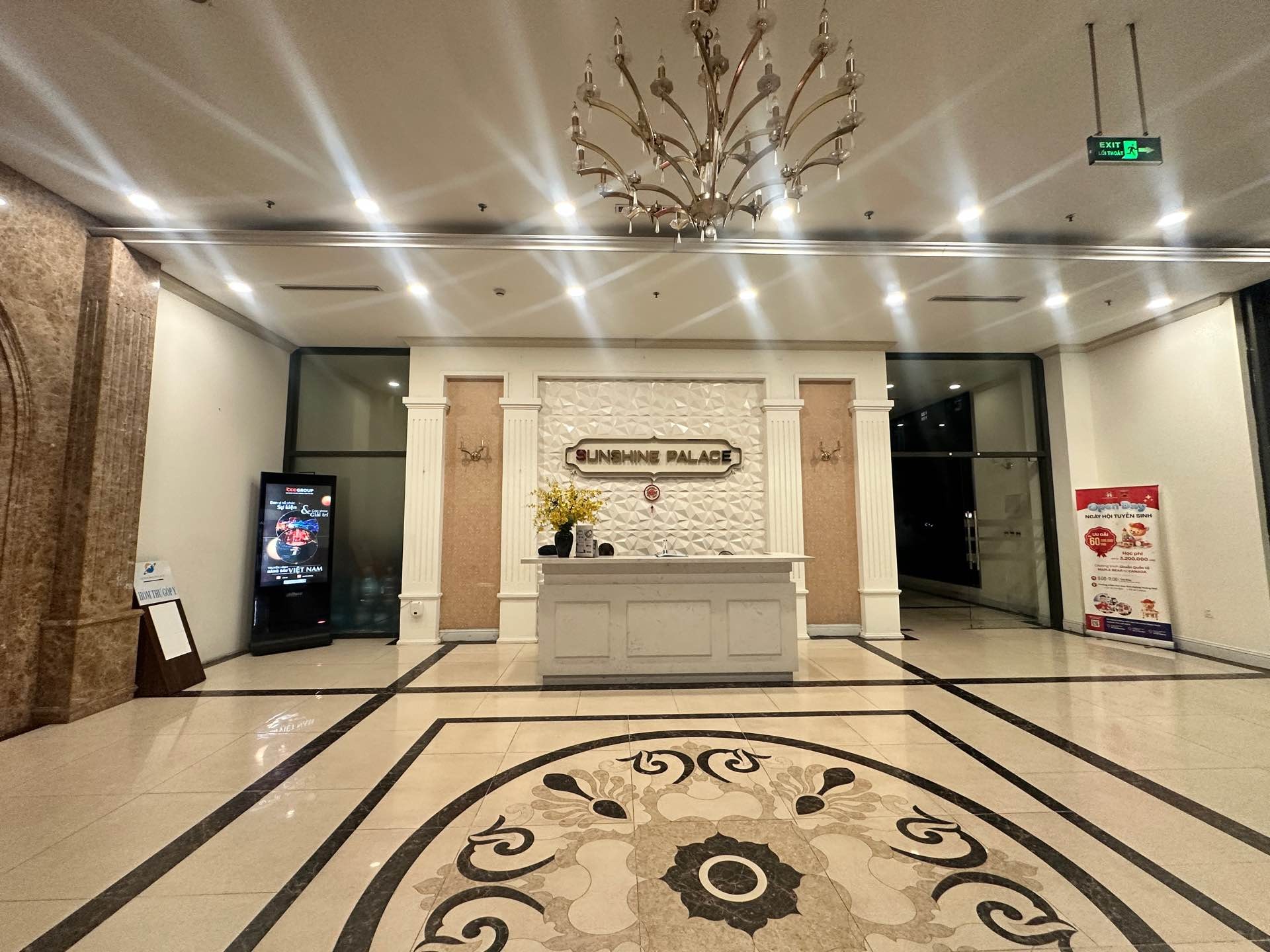 Bán nhà Ngõ 13 Lĩnh Nam - diện tích 80m2 6 tầng - Căn hộ đầy đủ nội thất - giá 7,7 tỷ
