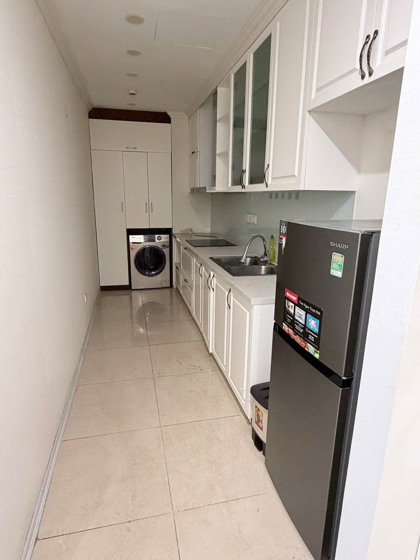 Bán nhà Ngõ 13 Lĩnh Nam - diện tích 80m2 6 tầng - Căn hộ đầy đủ nội thất - giá 7,7 tỷ